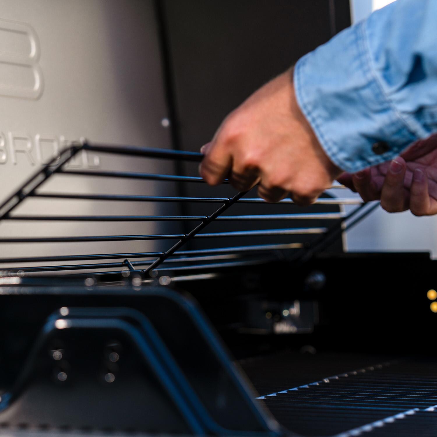 Charbroil 463463225 5-Burner Propane Grill - Stainless - Warming Rack - Detail thumbnail