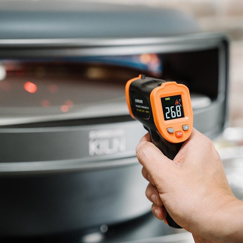 Everdure ETEMPGUN Infrared Temperature Gun - Lifestyle thumbnail