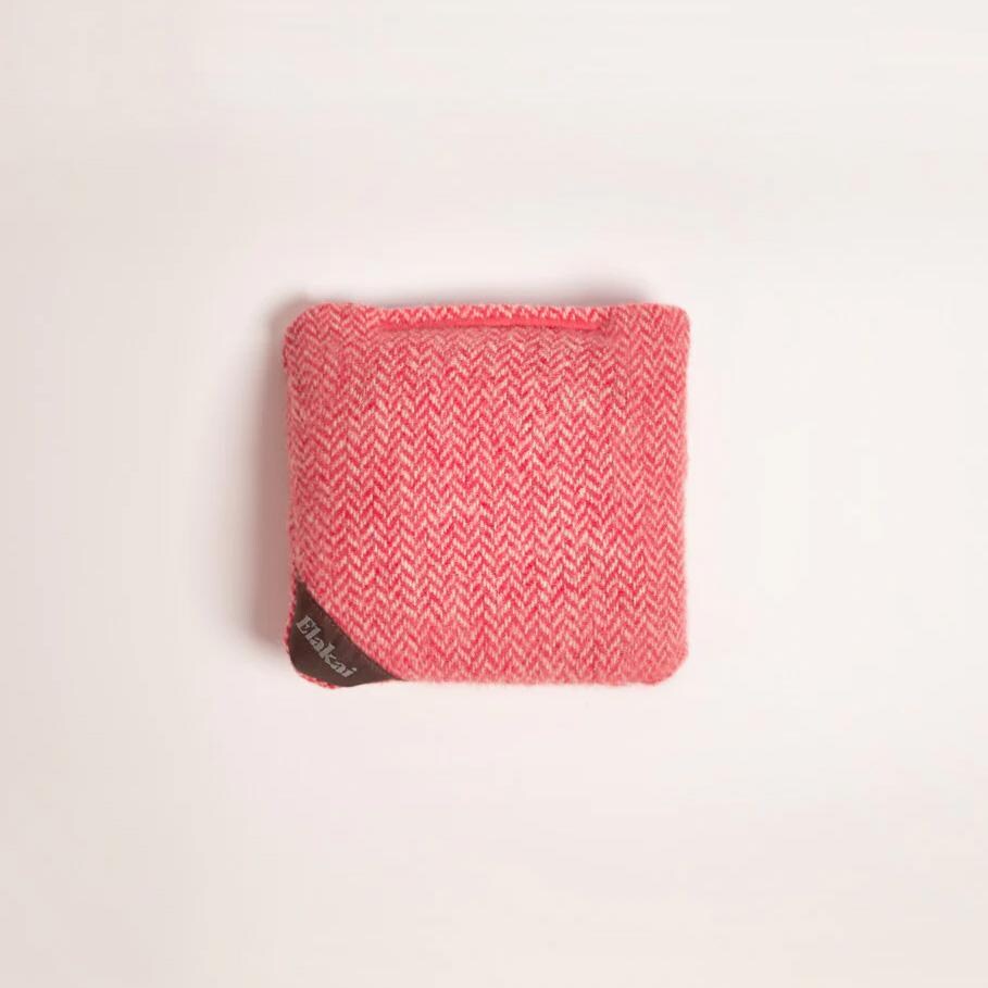 Elakai EGCH24P-05+EGCB66H-05 2x4 Woody Cornhole Boards with Herringbone Cornhole Bags - Bags thumbnail