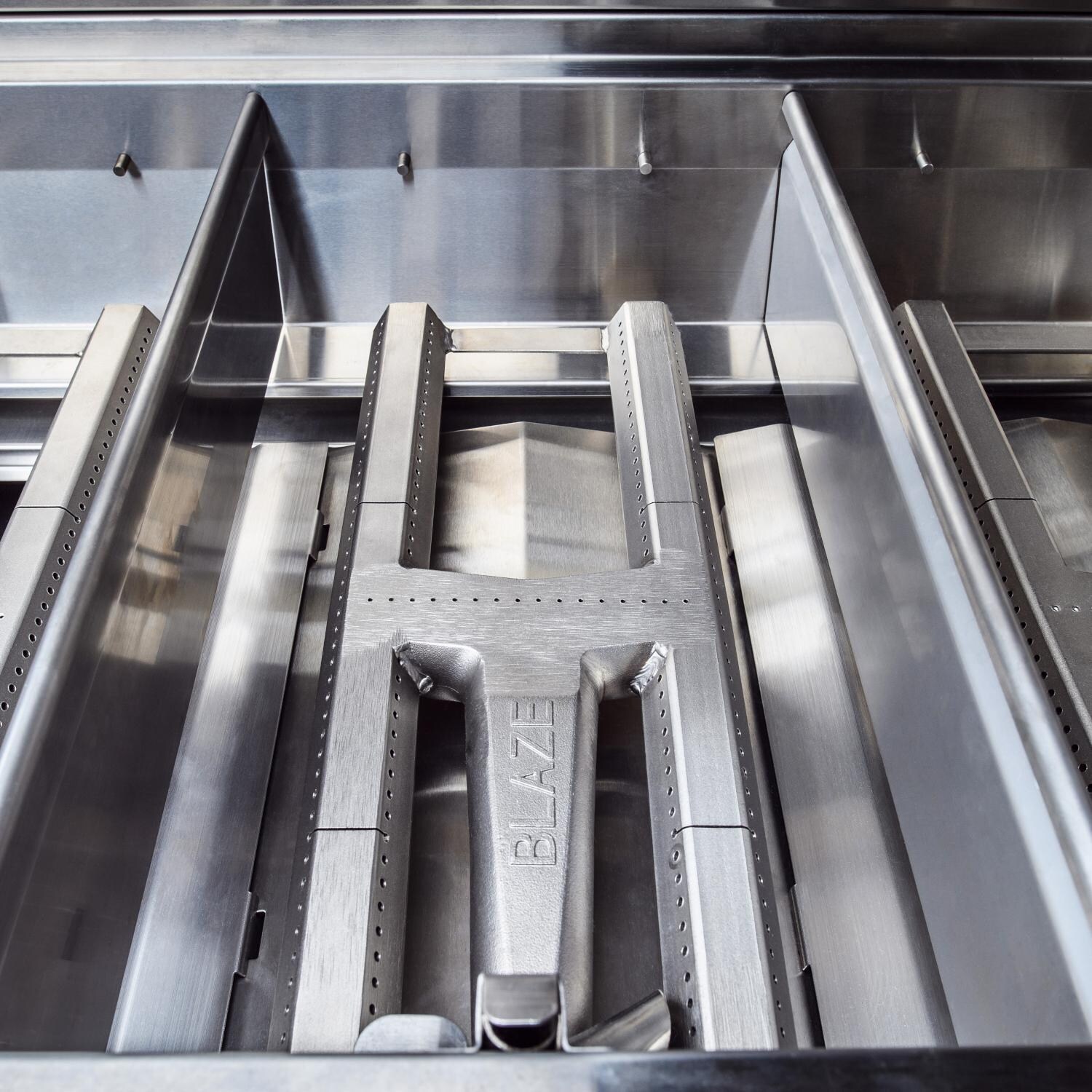 Blaze BLZ-4PRO-NG Professional LUX 44-Inch 4-Burner Natural Gas Grill With Rear Infrared Burner - Flame Tamers thumbnail