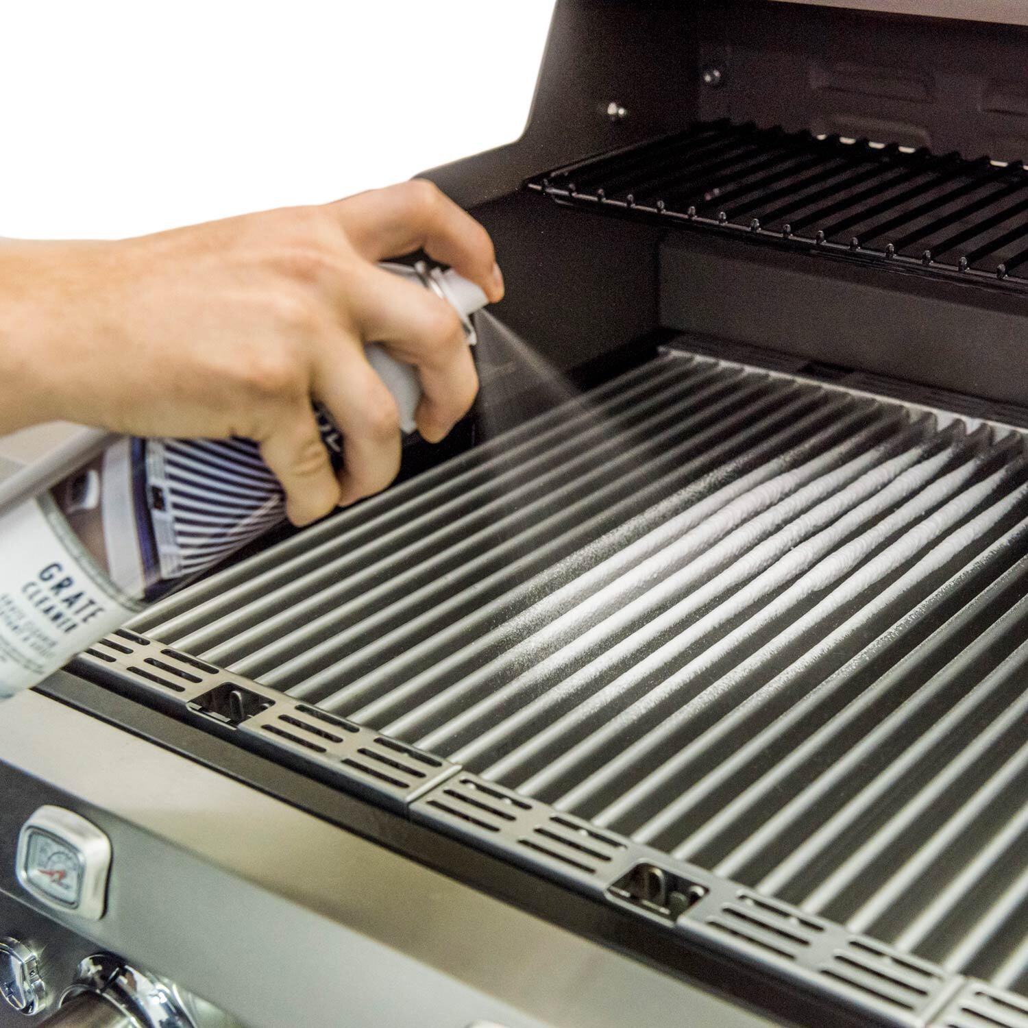 Saber Grill Grate Cleaner - Shown Cleaning Saber Grill Grates thumbnail