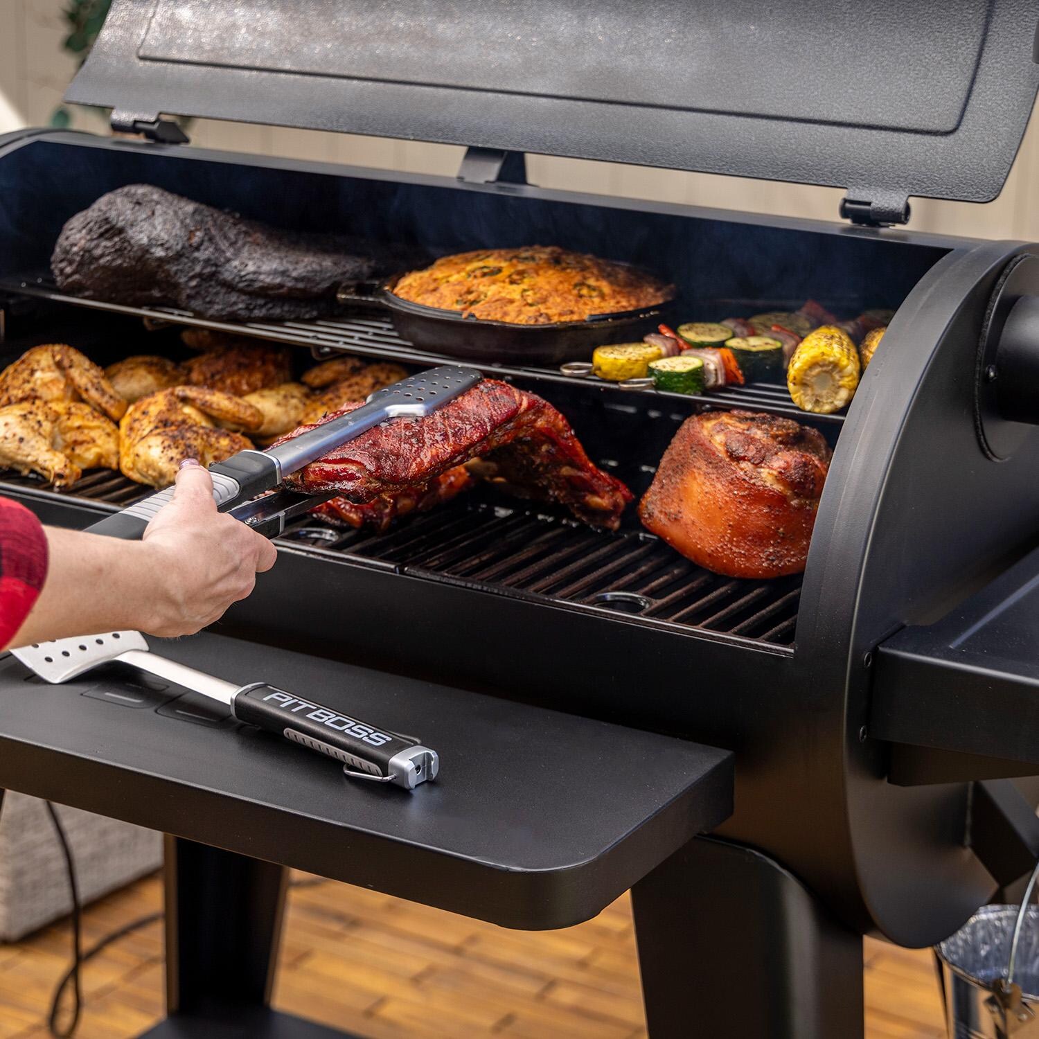 Pit Boss 11107 Sportsman 1100 Pellet Grill w/ WiFi - Cooking - Detail thumbnail