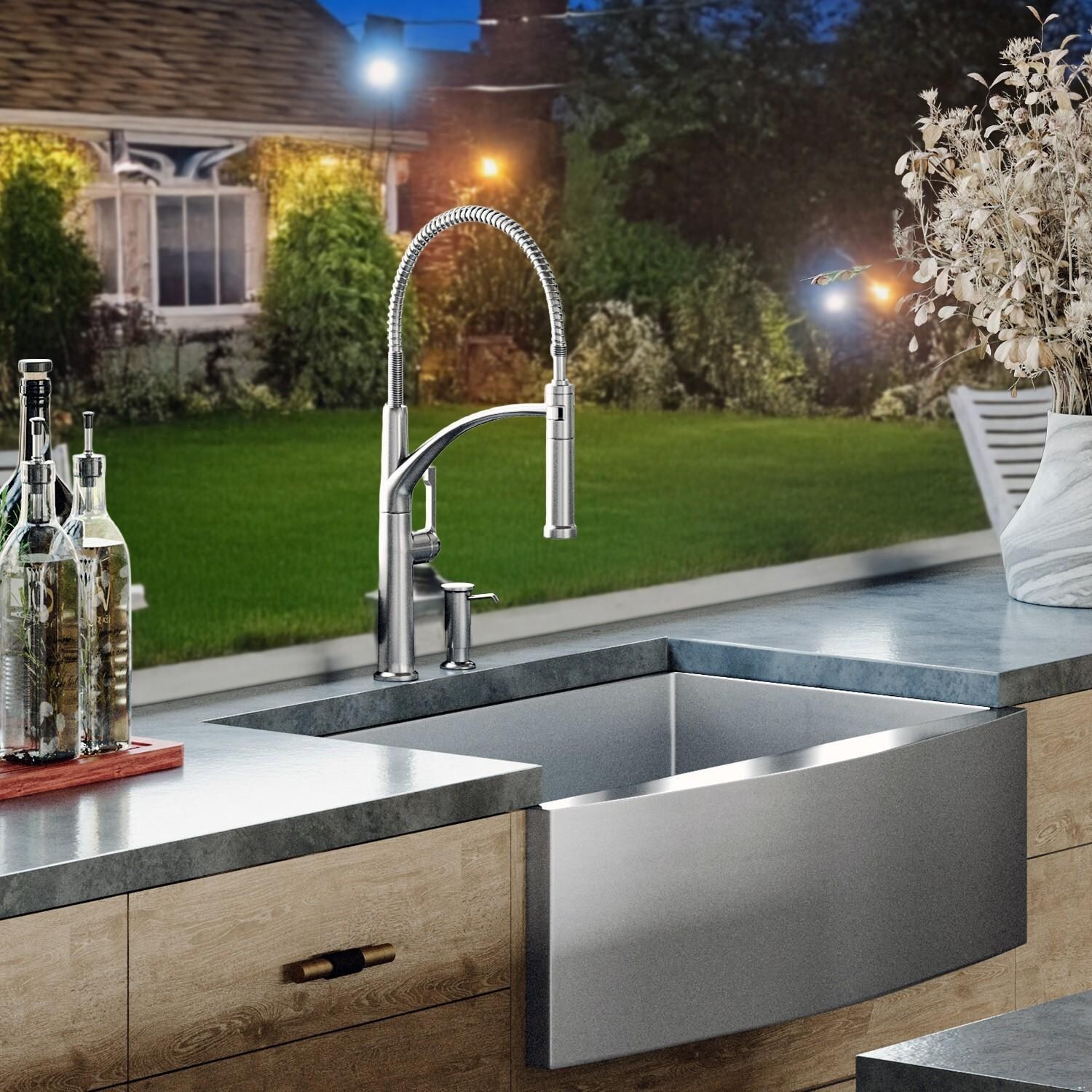 BBQGuys Signature Farmhouse Bowed Apron Stainless Steel 33-Inch Sink W/Grid and Strainer