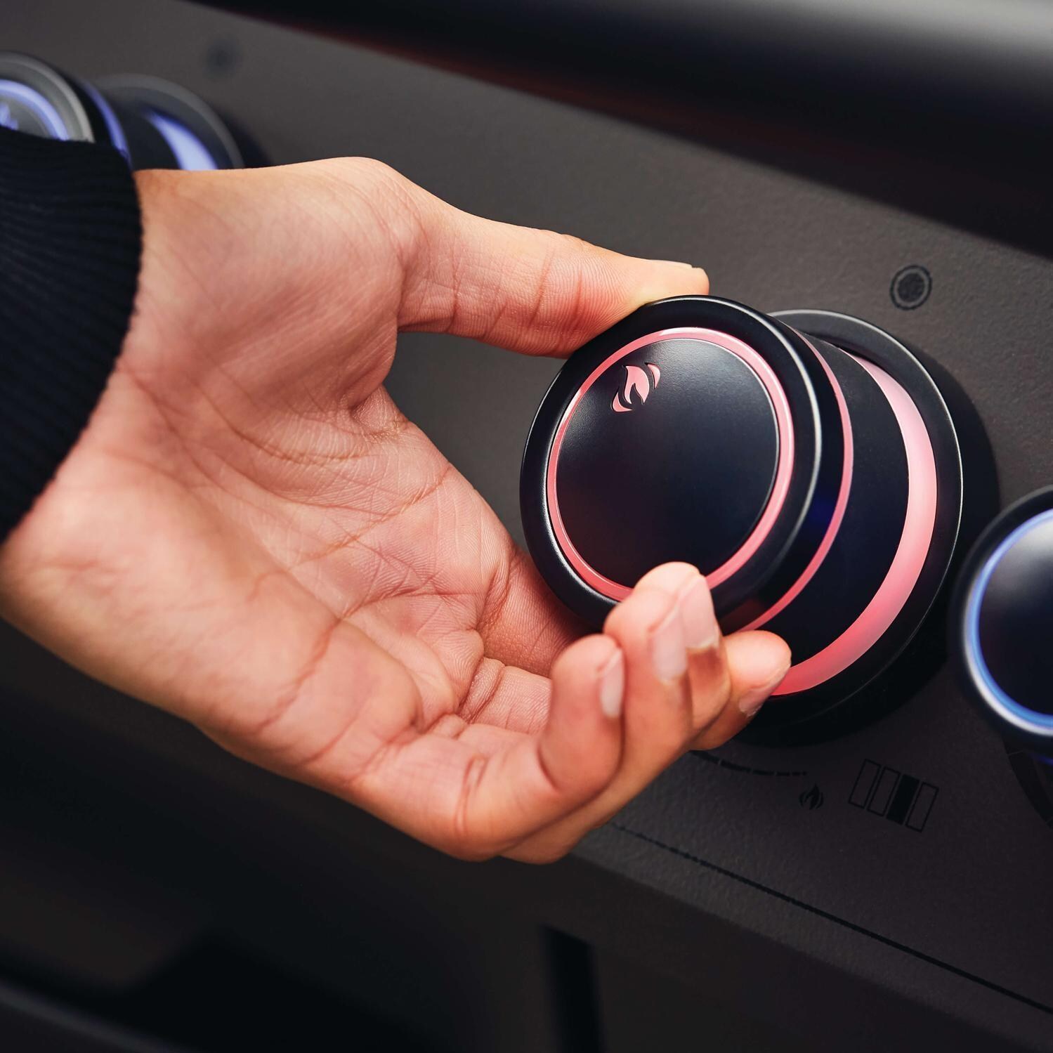 Napoleon Phantom Prestige 500 Propane Grill Bundle w/Cover, Charcoal Tray, Rotisserie Basket & Drip Trays - Phantom Prestige 500 Propane Grill - SafetyGlow Control Knob - Detail thumbnail