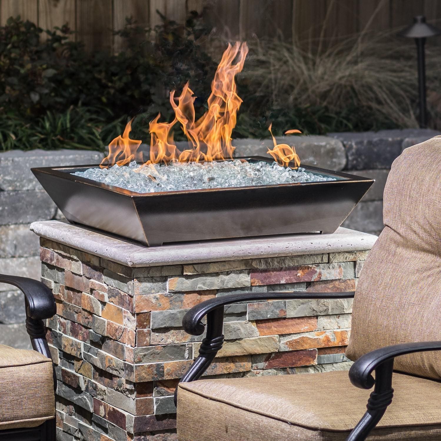 BBQGuys Signature Westfalen 24Inch Square LowRise Natural Gas Column