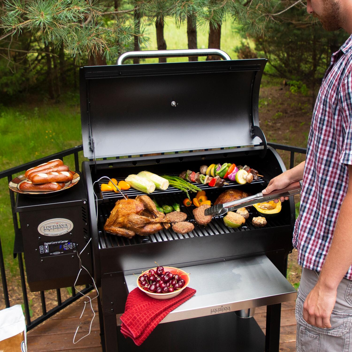 Louisiana Grills - 60910 - LG900C2 Wood Pellet Grill - Lid Open thumbnail