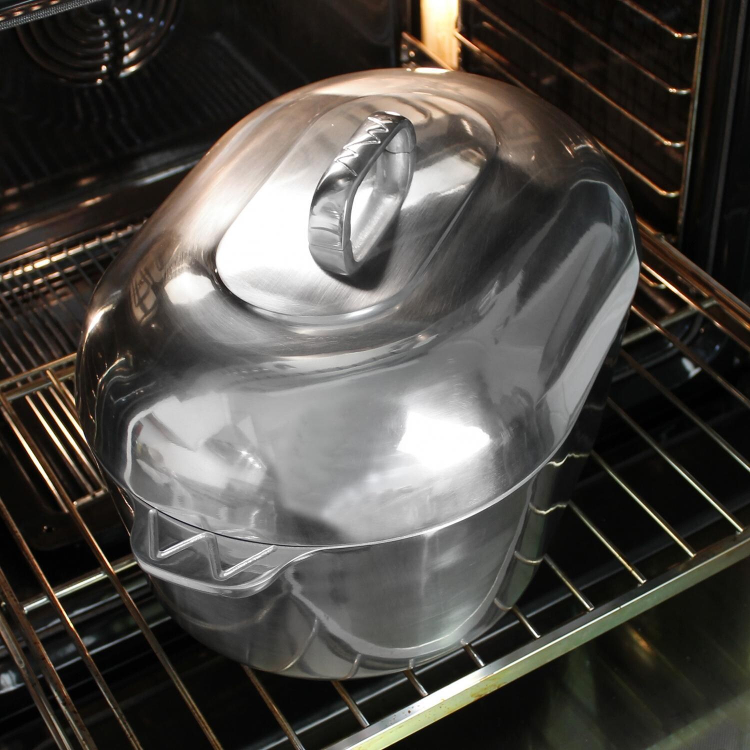 Cajun Cookware 15-Inch Oval Aluminum Roaster - Lifestyle View thumbnail