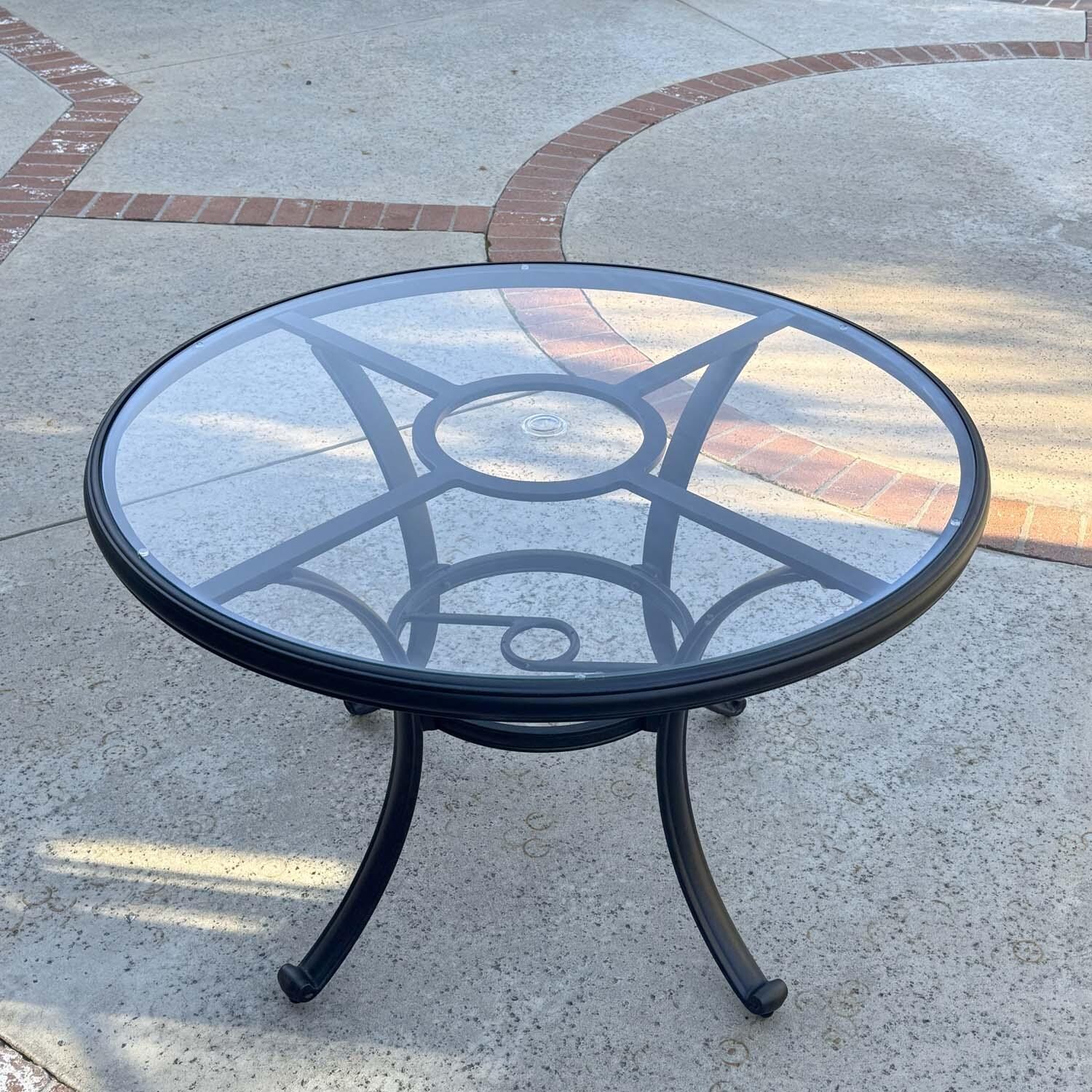 Ten Star 5 Pc Cast Aluminum Swivel / Rocker Dining Set in Antique Bronze/Sesame by Darlee - Table - Lifestyle thumbnail