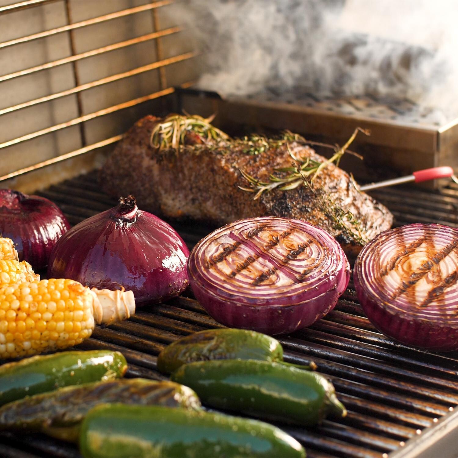 Weber Genesis II SE Gas Grill - Grilling Veggies & Meat thumbnail
