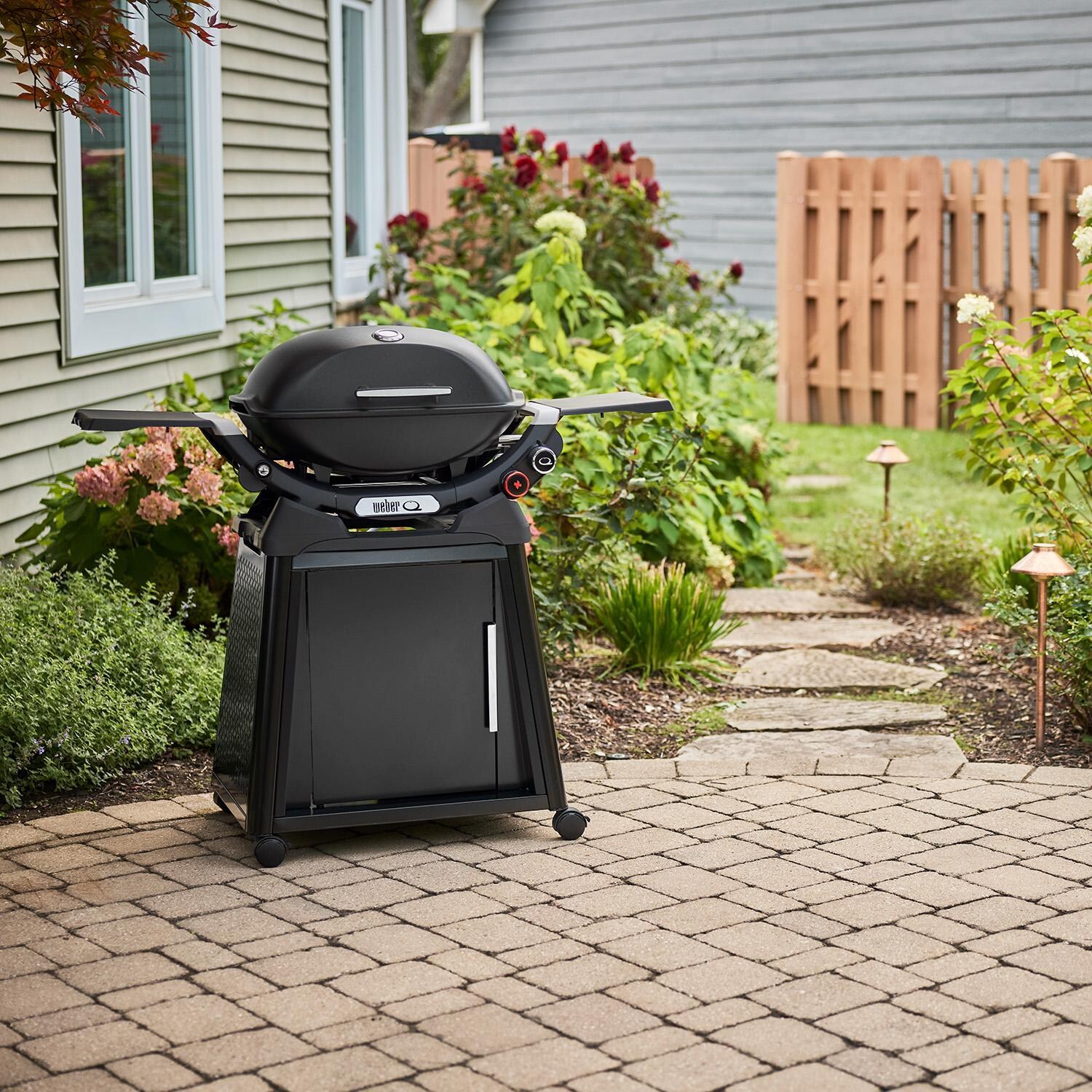 Weber Q2800N+ Propane Gas Grill - Midnight Black - 1500390