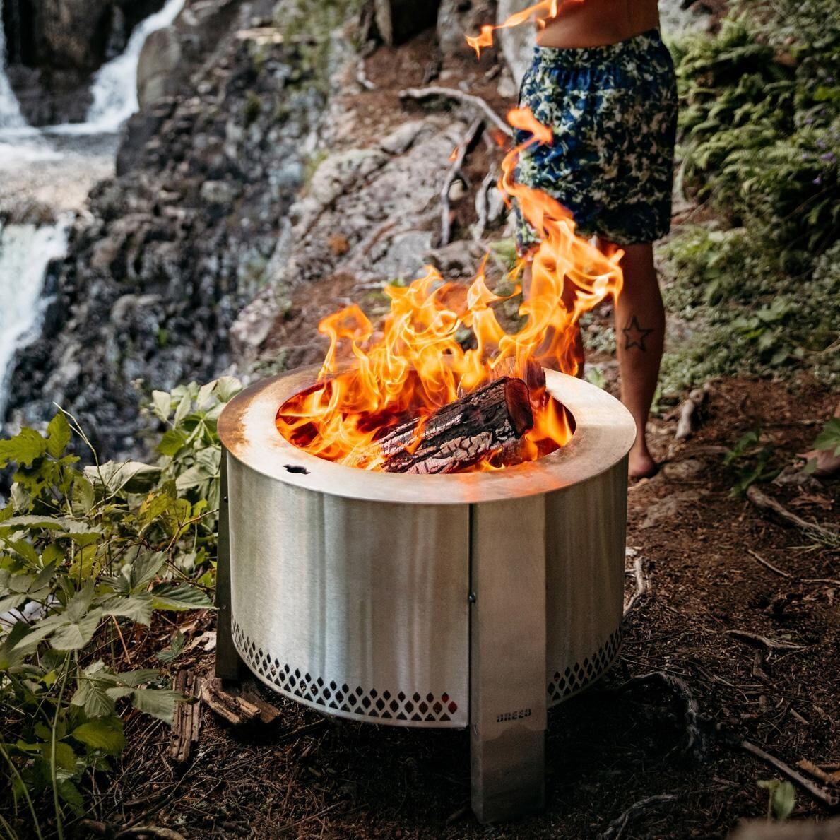 Breeo BR-YS-SS Y Series 21 Inch Portable Smokeless Round Stainless Steel Wood Burning Fire Pit - In Nature - Lifestyle thumbnail