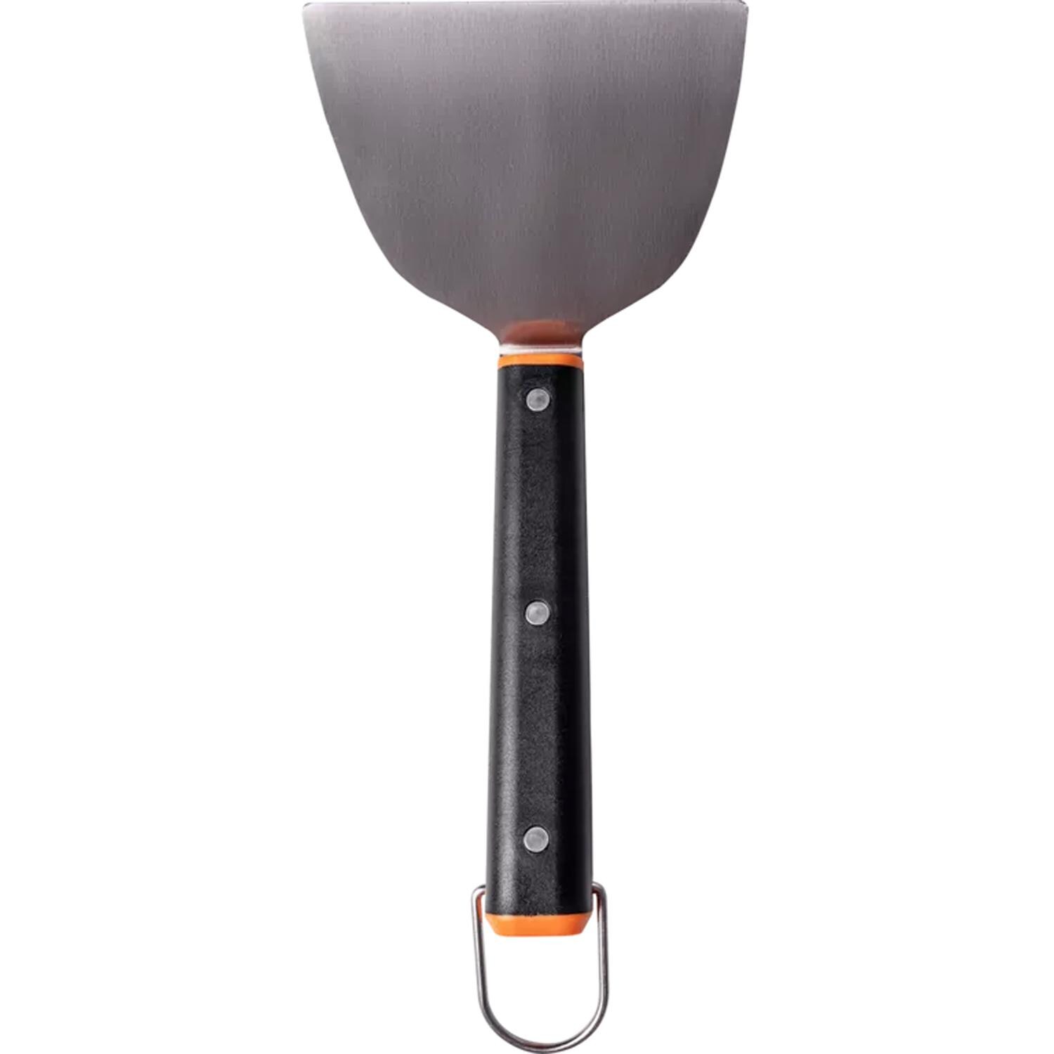 Traeger Flatrock 2 Zone Propane Griddle 4 Pc Bundle - Short Spatula - White Background thumbnail