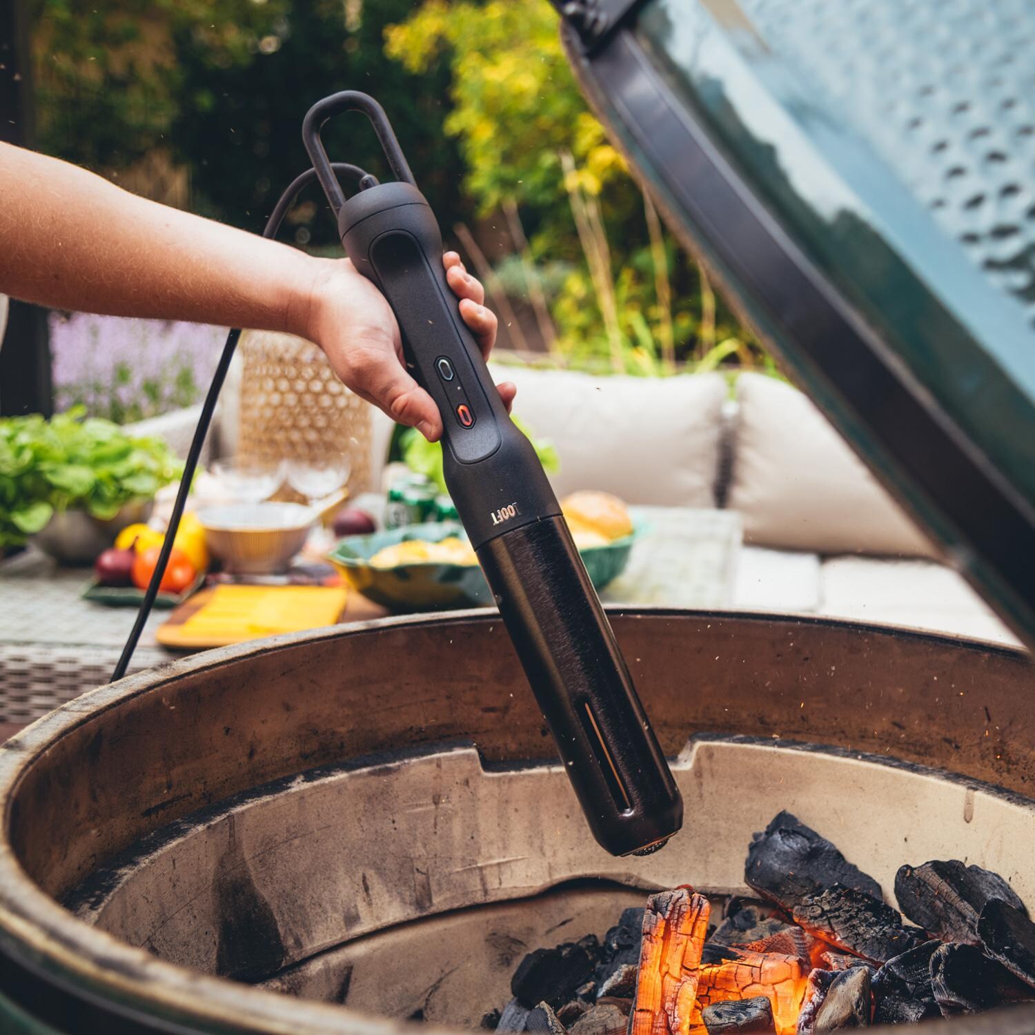 Looftlighter lo2-us Pro Electric Charcoal Starter - Lighting a Kamado Grill thumbnail