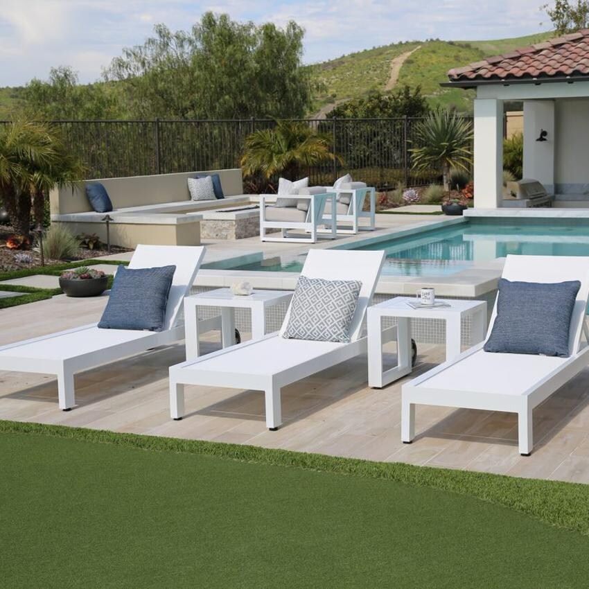 Sunset West - Newport 5 Piece Aluminum Patio Sling Chaise Set W/ End Tables & Phifertex Frost Slings - Front Angle thumbnail