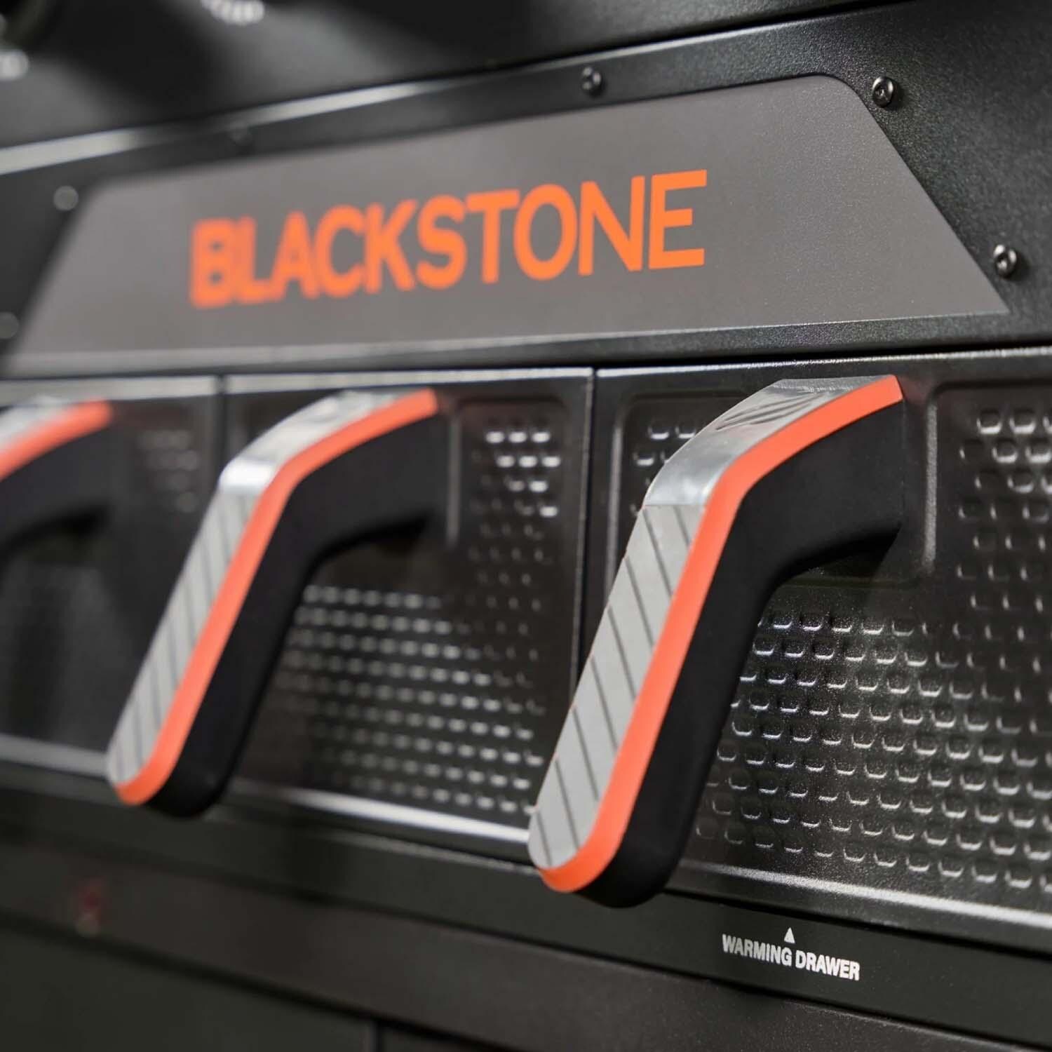 Blackstone 2439 Original 36-in Griddle w/ Airfryer - Airfryer Handle - Detail thumbnail