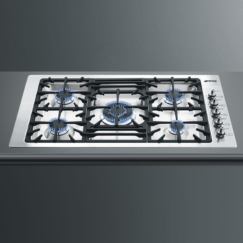 Smeg Classic 36-Inch 5-Burner Cooktop - Lifestyle View thumbnail