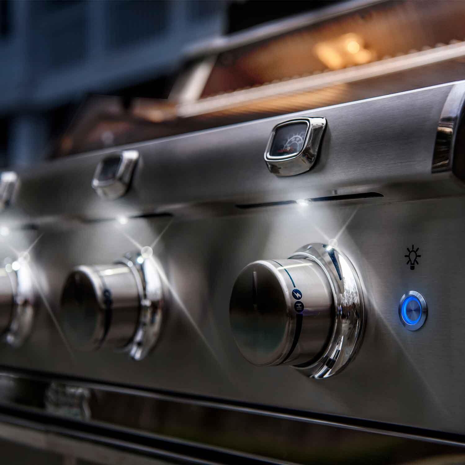 Saber Elite Grills Have LED Lights Over Knobs And Annealed Stainless Steel Thermometer Bezels thumbnail