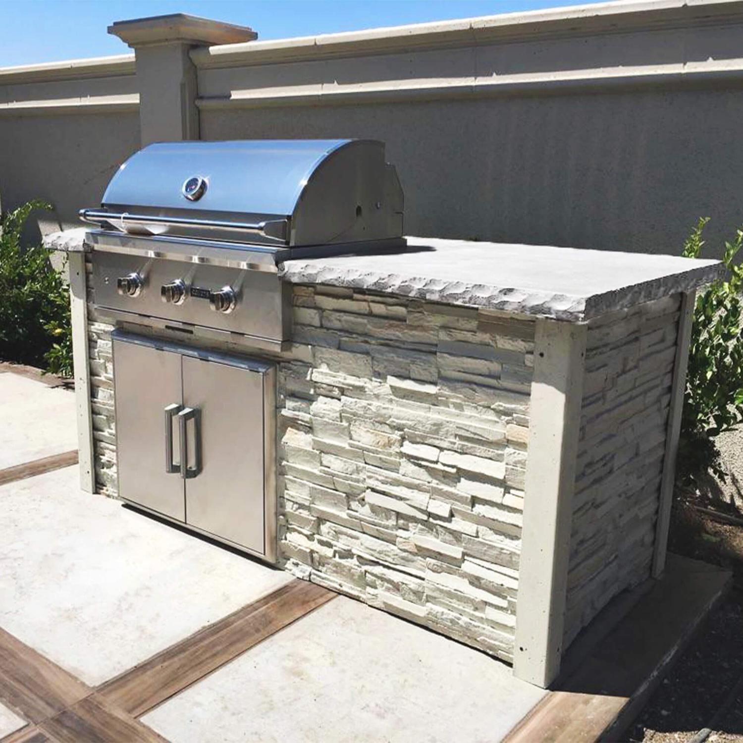 Coyote RTAC-G6-SW-C2C34LP Ready-To-Assemble 6 Ft Outdoor Kitchen Island With 34-Inch C-Series Propane Gas Grill - Stacked Stone/Modern White thumbnail