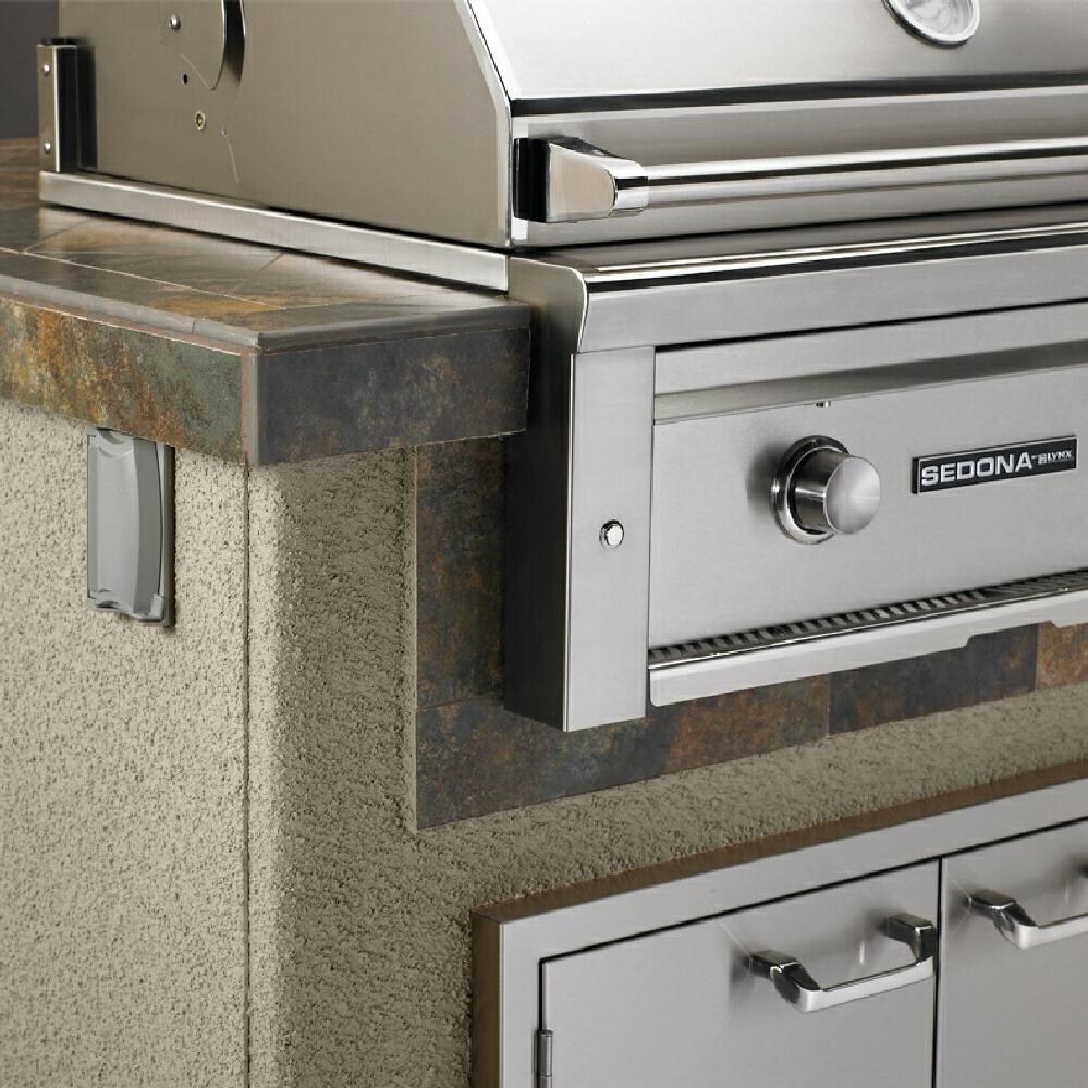 Sedona By Lynx BBQ Island With 36-Inch Natural Gas Grill - Tile Detail thumbnail