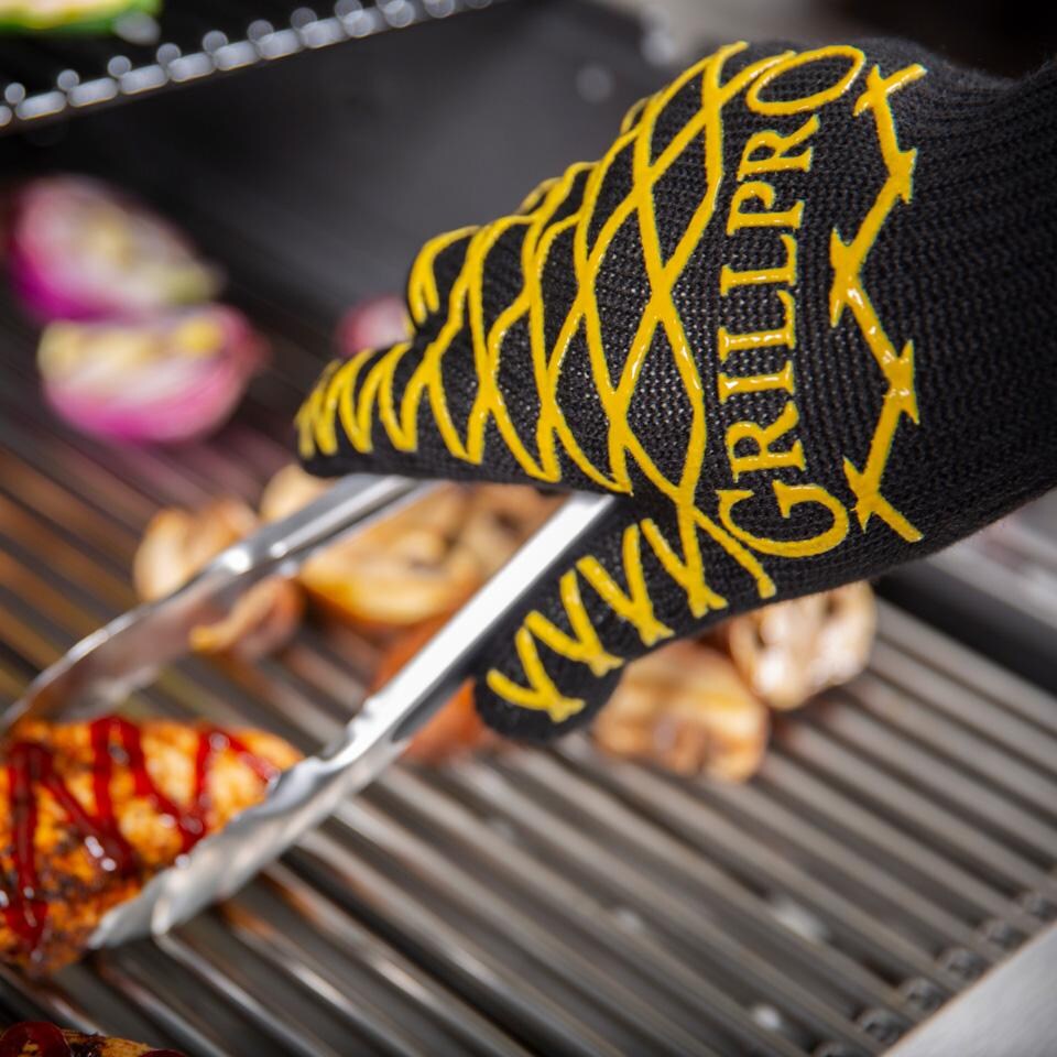 GrillPro Aramid Grill Mitt - 90974 - Holding Tongs - Lifestyle thumbnail
