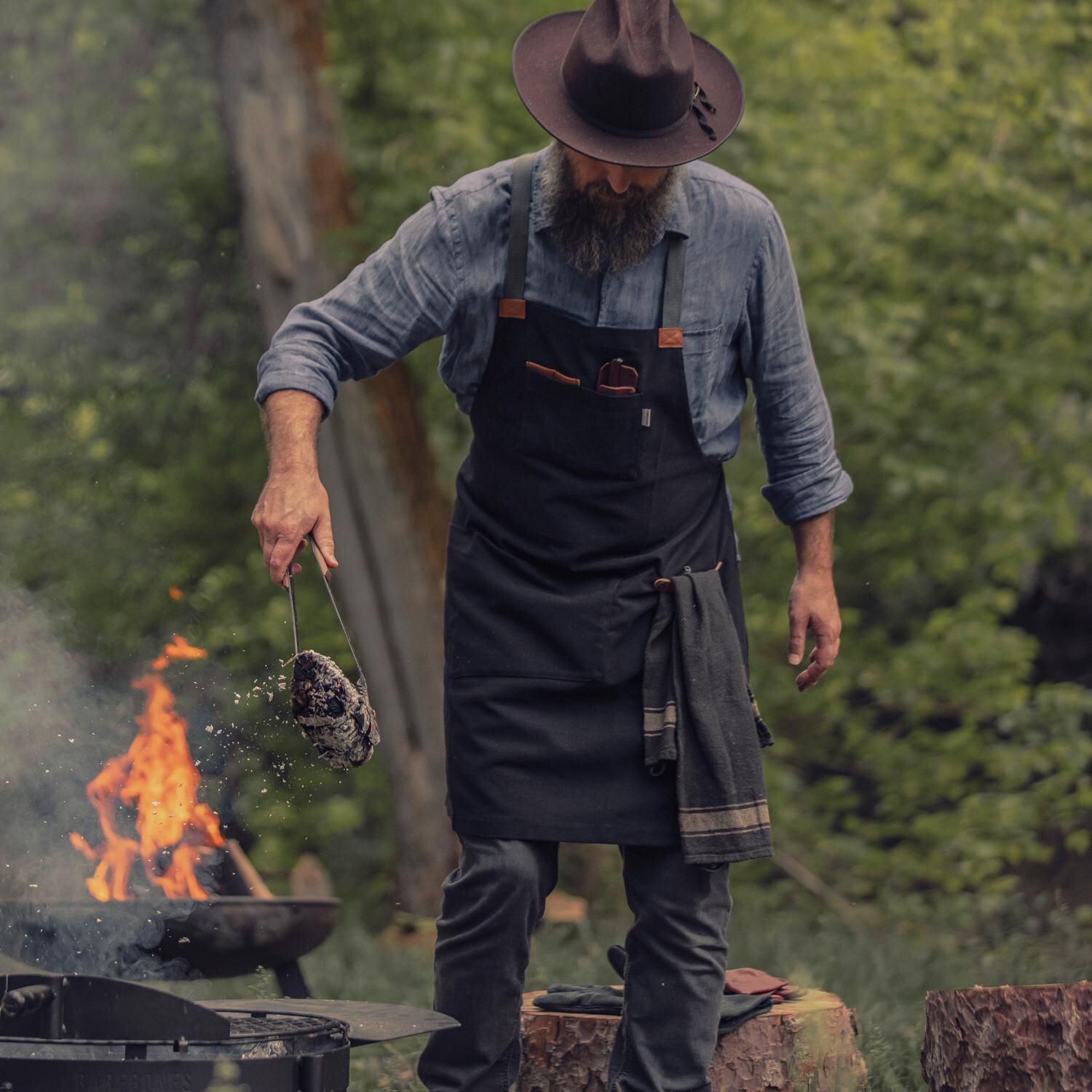 Barebones Living CKW-480 Chef Grilling Apron - Lifestyle thumbnail