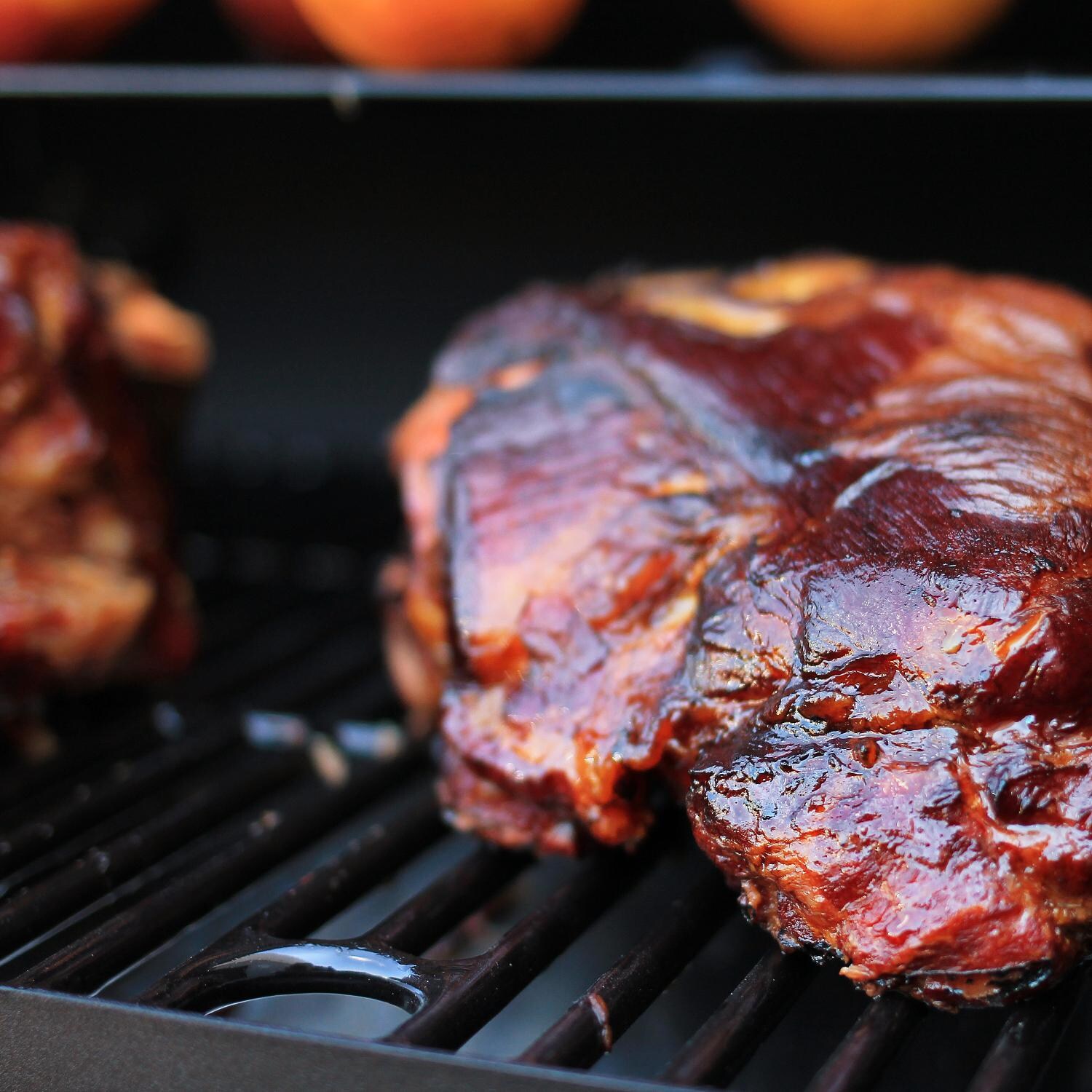 Louisiana Grills - 60910 - LG900C2 Wood Pellet Grill - BBQ Chicken thumbnail