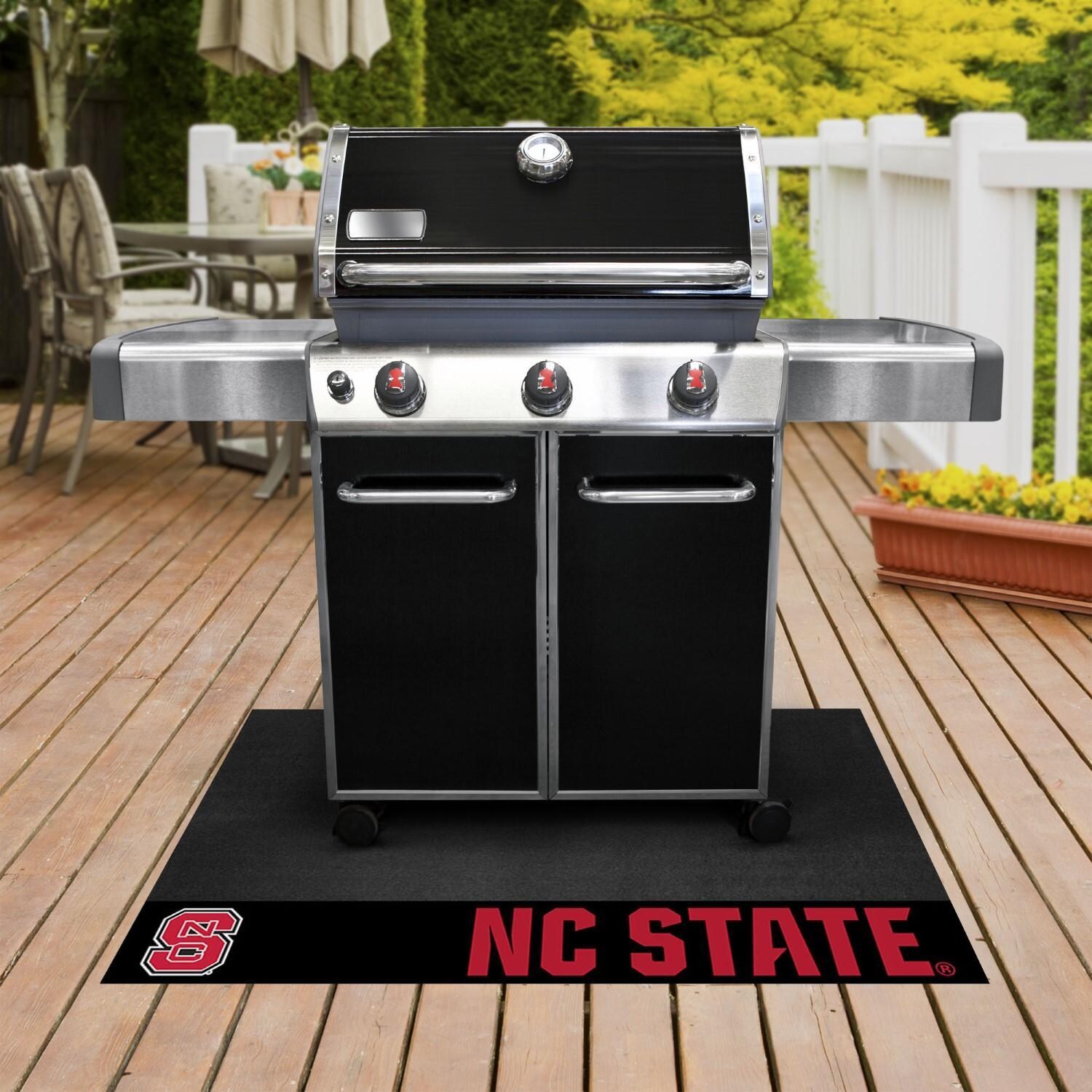 Fanmats NC State University Grill Mat