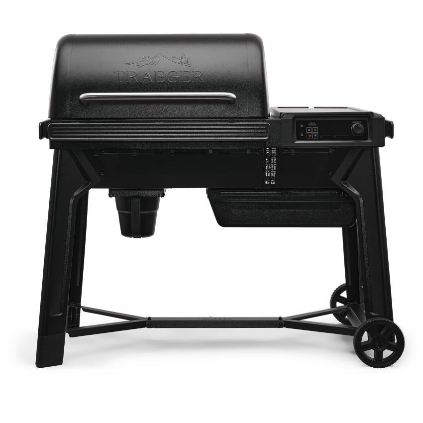 Traeger Woodridge Bundle - Grill - White Background thumbnail