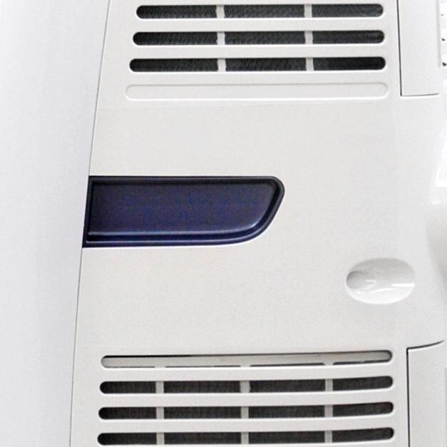 NewAir AC-14100H Portable Air Conditioner And Heater - Handle thumbnail