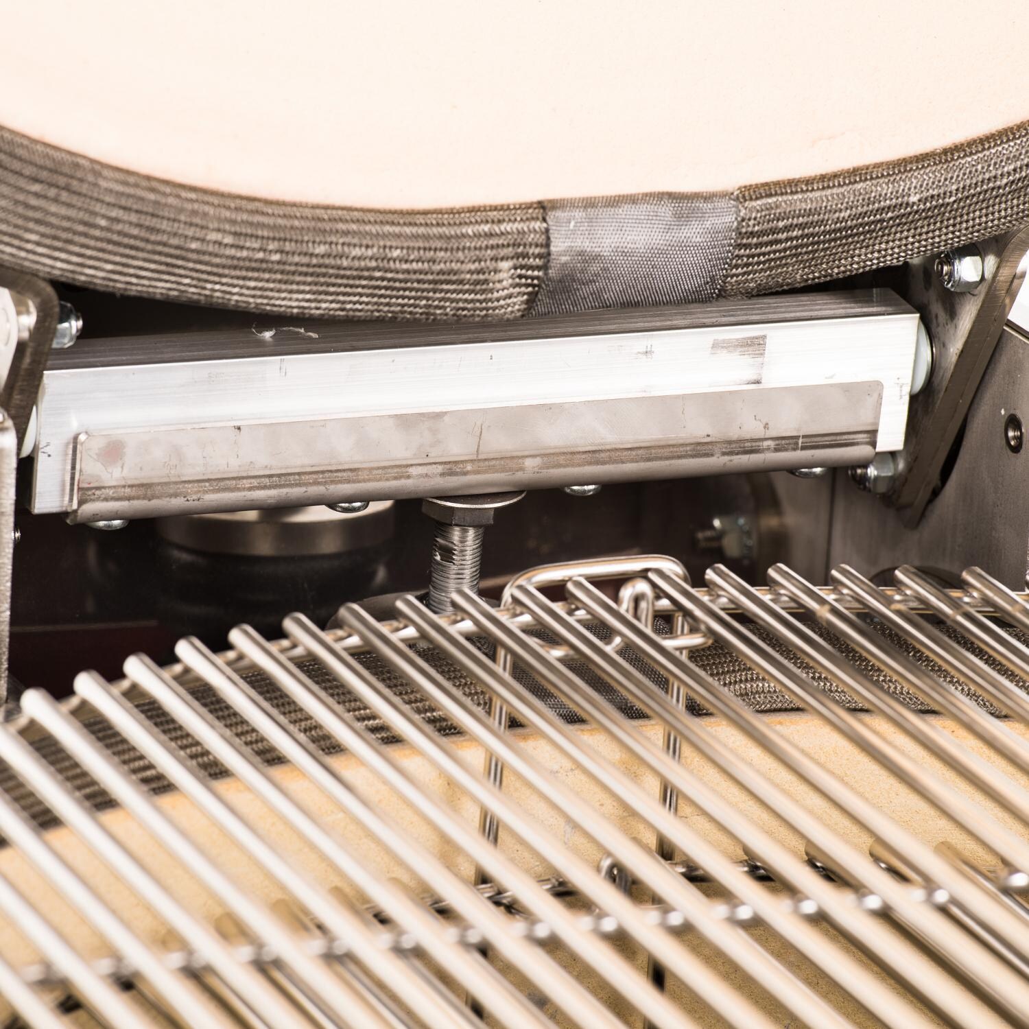 Kamado Joe PJ24NRHC Pro Joe 24-Inch Ceramic Kamado Grill - Air Lift Hinge thumbnail