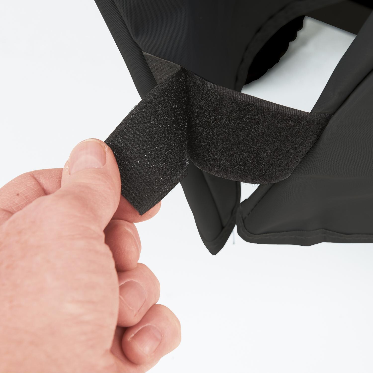 Broil King Select PVC Polyester Grill Cover - Hook & Loop Closure thumbnail