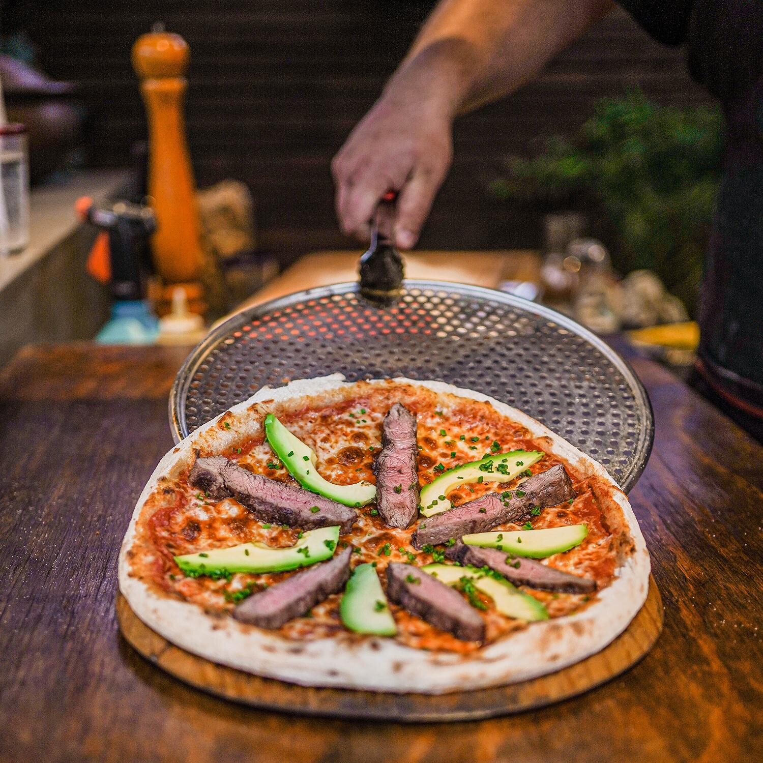 Keveri APIZ Pizza Pan Set of (3) - Using Pizza Pan - Lifestyle thumbnail