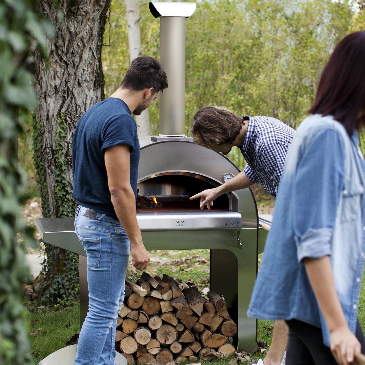 ALFA FX4PIZ-LRAM 4 Pizze 31-Inch Outdoor Wood-Fired Pizza Oven - Lifestyle View thumbnail