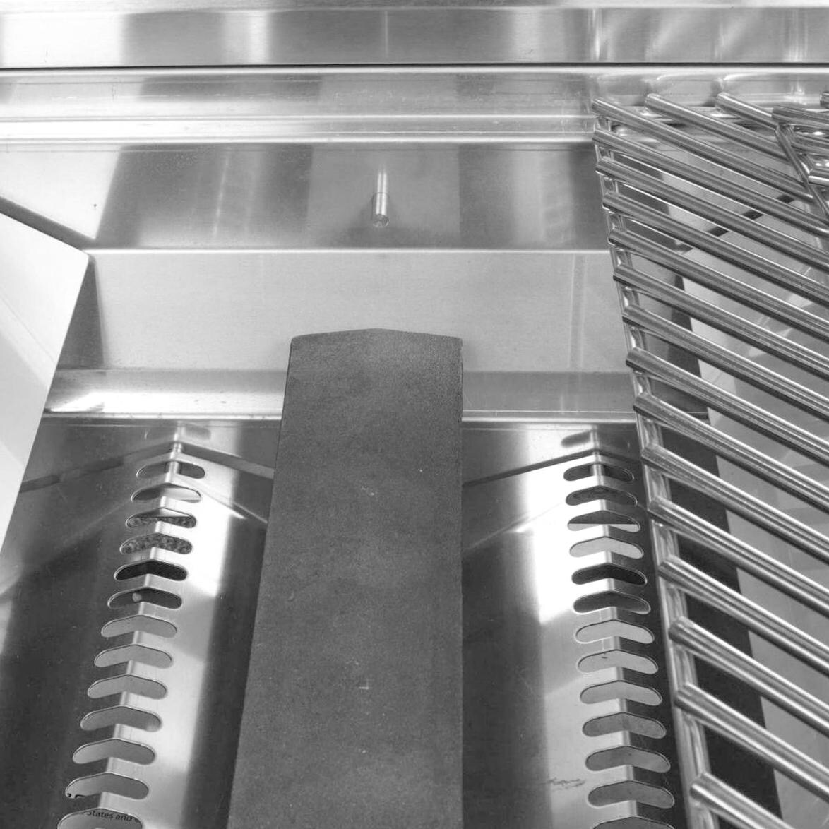 Cal Flame G4 32-Inch 4-Burner Built-In Propane Gas Grill - Burner, Grates, & Flame Tamers thumbnail