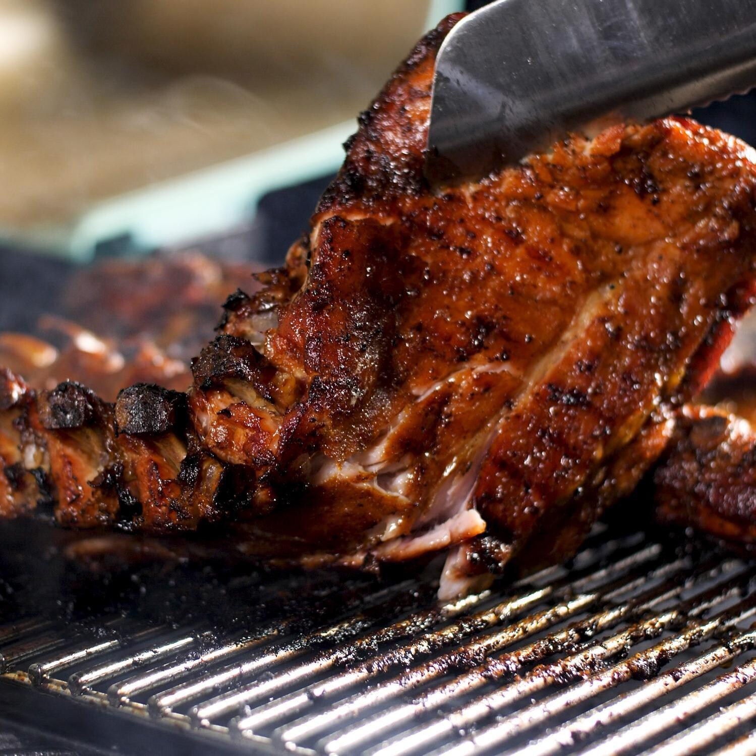 Everdure HBROASTR Roasting Rack For FORCE 48-Inch Or FURNACE 52-Inch Propane Grills - Delicious Ribs thumbnail