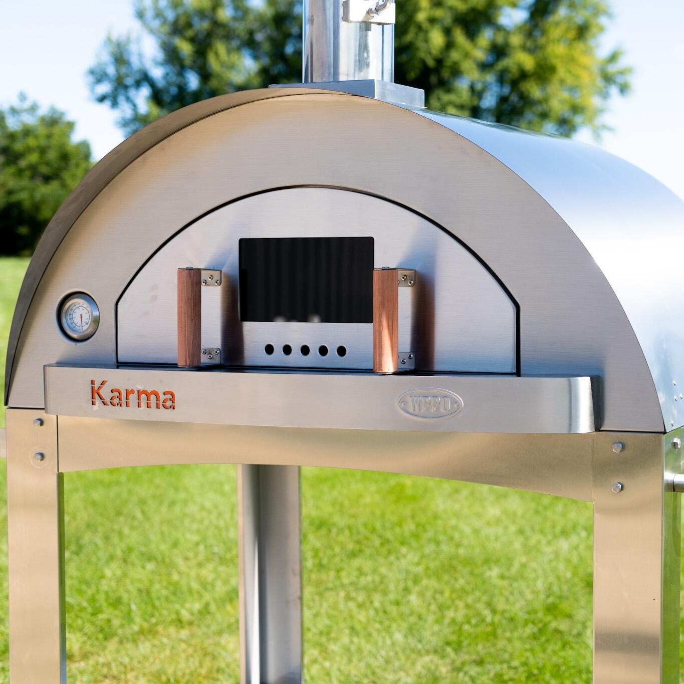 WPPO WKK-03S Karma 42-in Wood Fired Pizza Oven w/ Stainless Steel Cart - Close Up - Lifestyle thumbnail