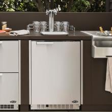 DCS 24-Inch 5.7 Cu. Ft. Right Hinge Outdoor Rated Dual Tap Beer Dispenser / Kegerator - RF24BTR1 image