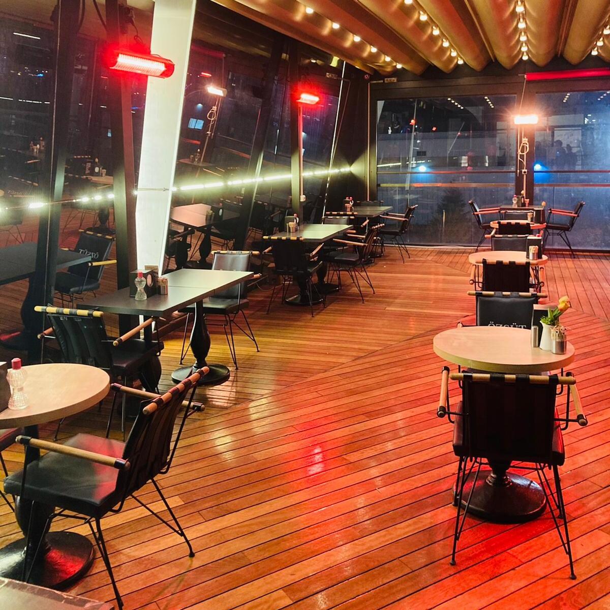 RADtec T4000/12R 50-Inch 4000W Weatherproof Electric Patio Heater - Commercial thumbnail