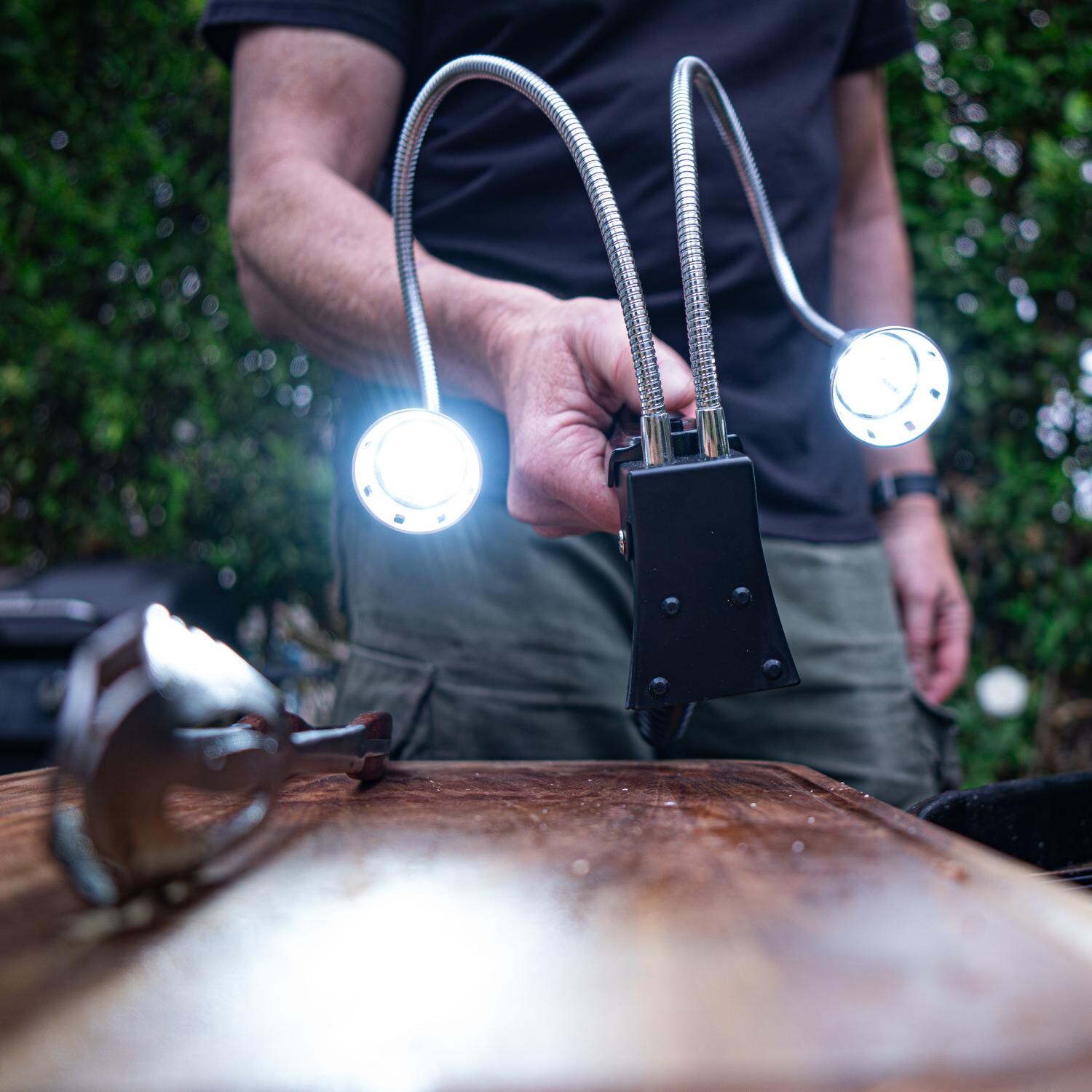 BBQ Dragon BBQD410 Double-Extreme Grill Light - Front View thumbnail