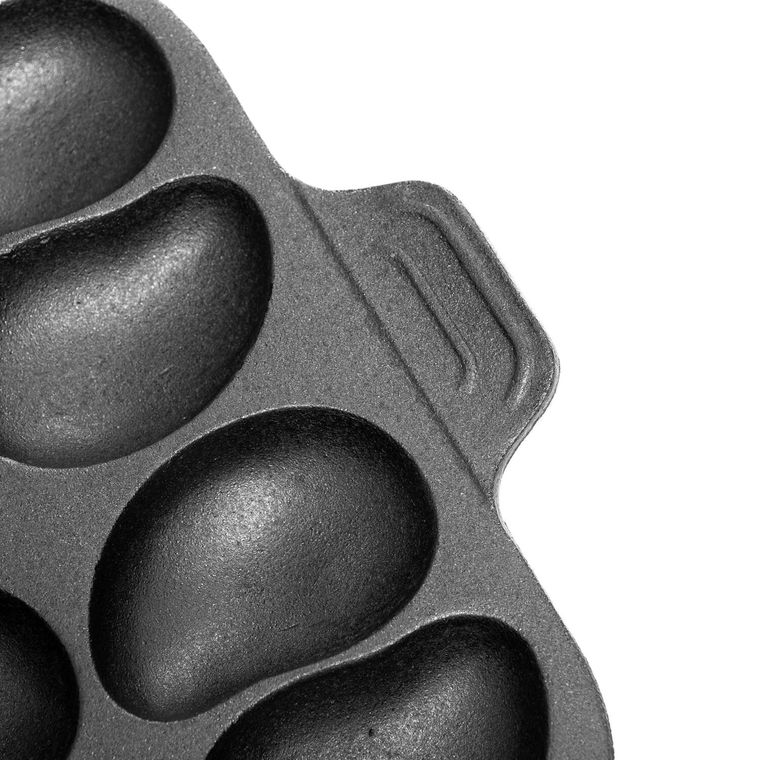 BBQGuys Signature Cast Iron Oyster Pan BBQOY BBQGuys