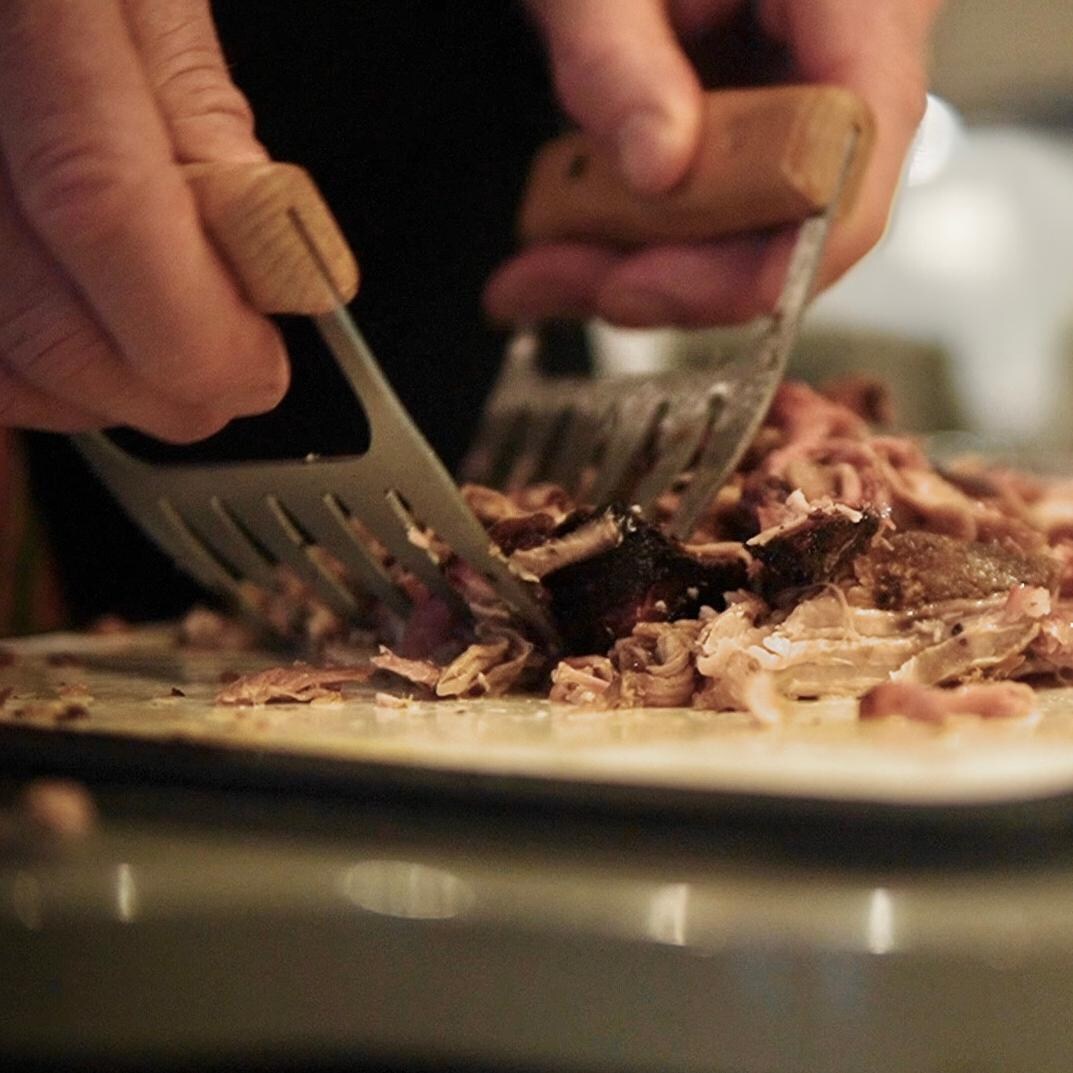 Drip EZ PP-1 Pork Pullers - In Use thumbnail