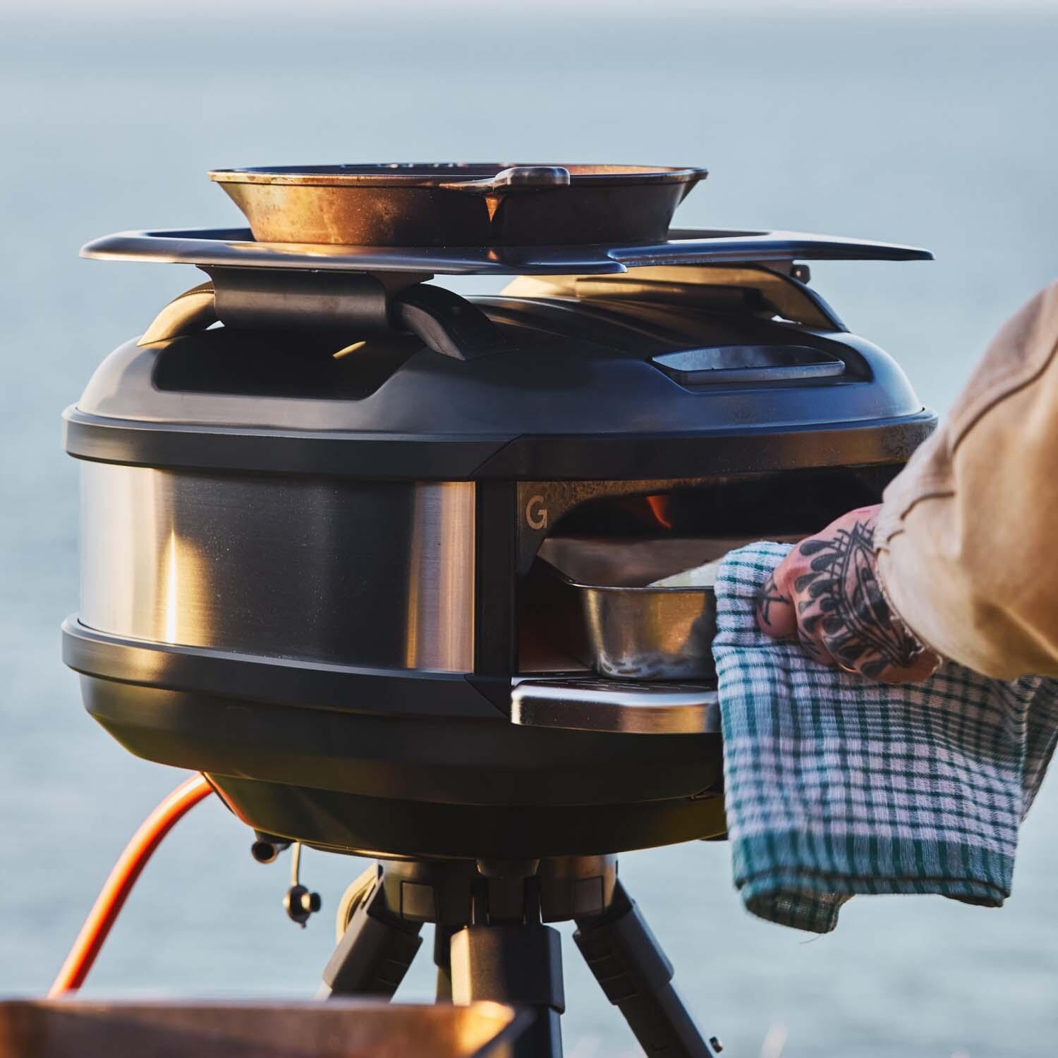 Gozney AT1904 Tread Roof Rack - Cast Iron on Rack (Oven Not Inclued) - Lifestyle thumbnail