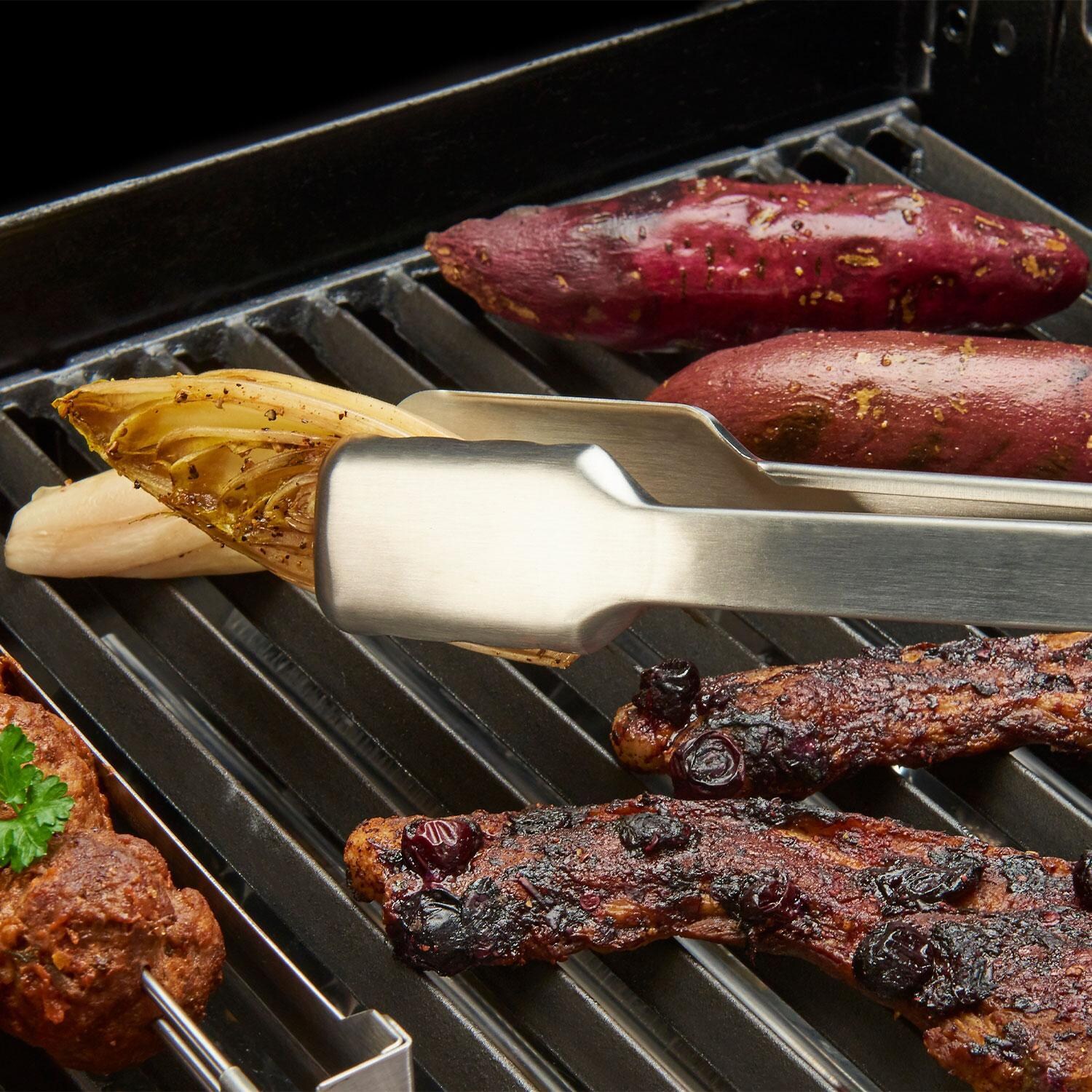 Broil King 64312 3 Pack Colored Grilling Tongs - Using Tongs for Grilling - Lifestyle thumbnail