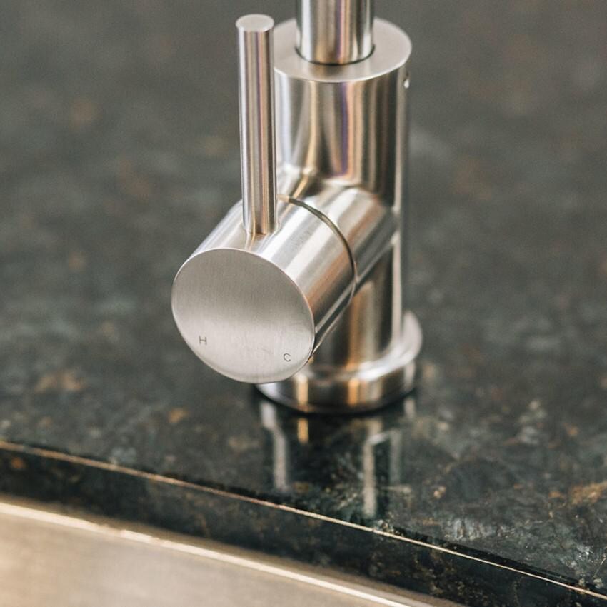 American Made Grills AMG-NK-19U 19x15 Inch Undermount Sink - Handle thumbnail