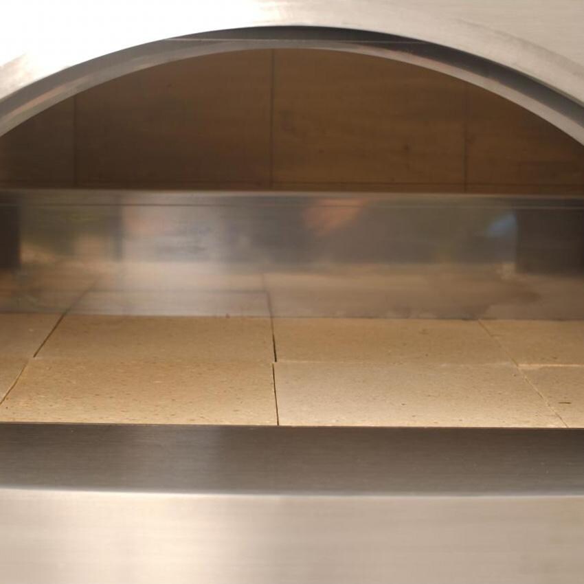 Forno Venetzia FVTOR500CCOV Torino 500 62-Inch Pizza Oven w/ Cart & Cover Bundle - Inside Oven - Detail thumbnail