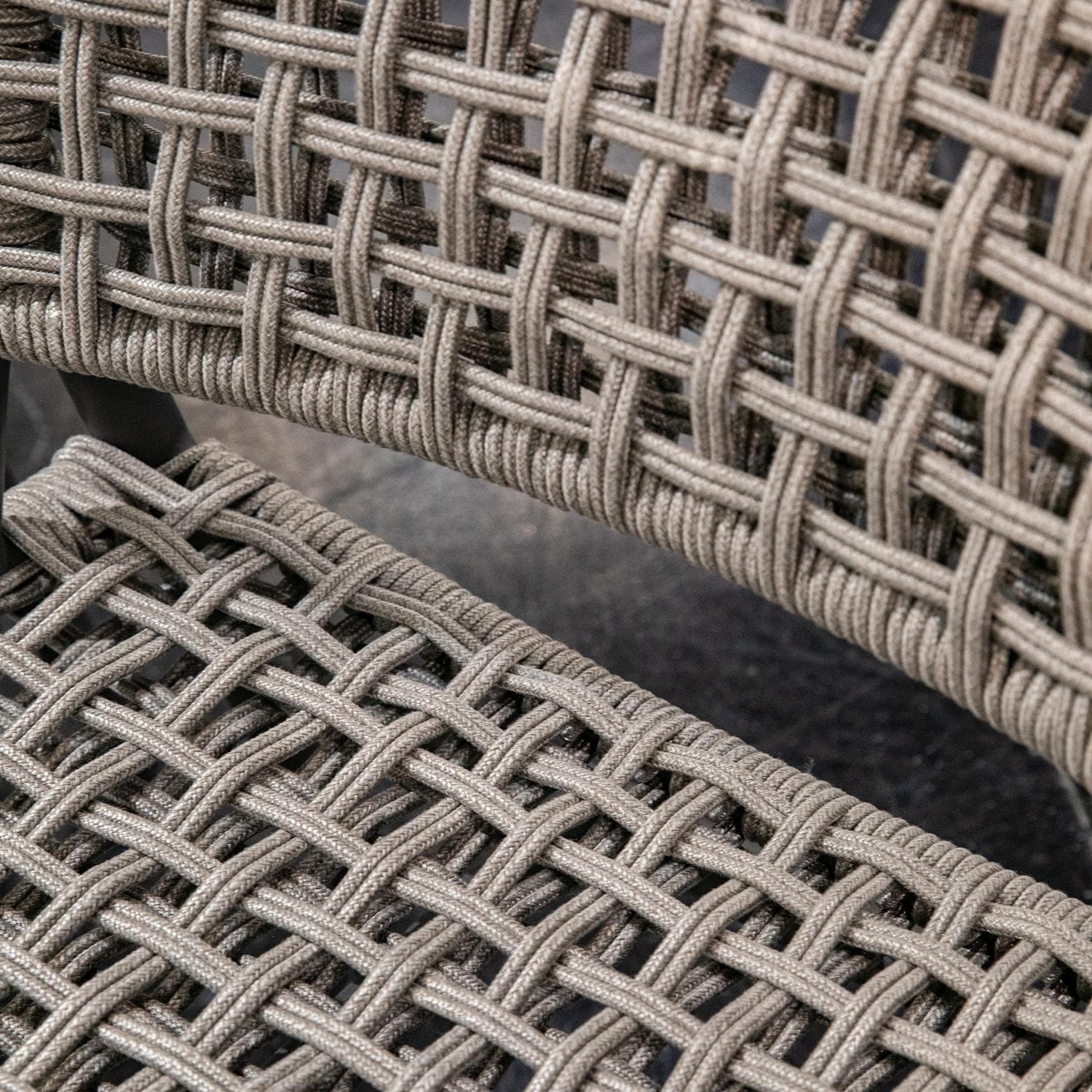 Grigio 3 Person Aluminum Bench Sofa in Graphite by Sunset West - Wicker - Detail thumbnail