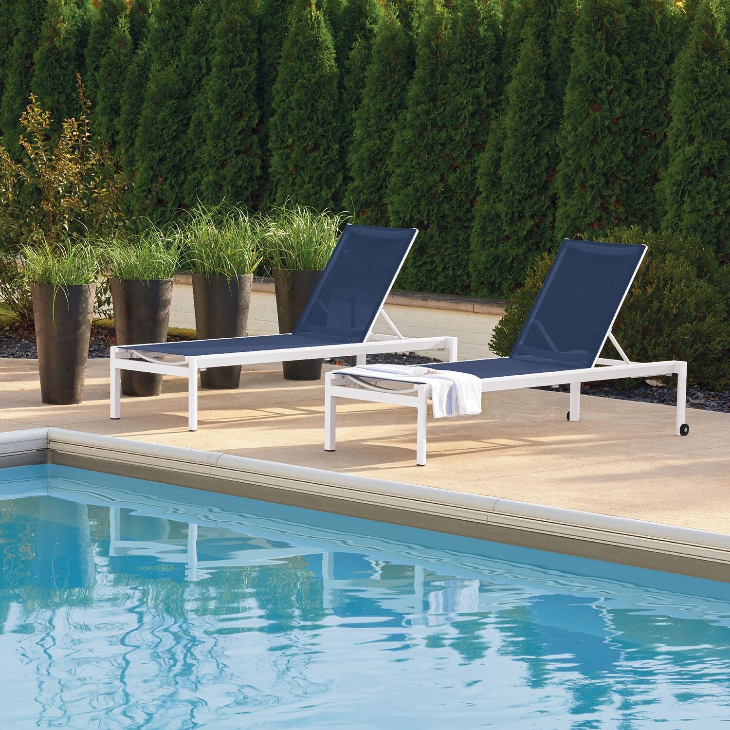 Ven 2 Pc Powder-Coated Aluminum Chaise Lounge Set in Chalk/Ink Pen By Oxford Garden