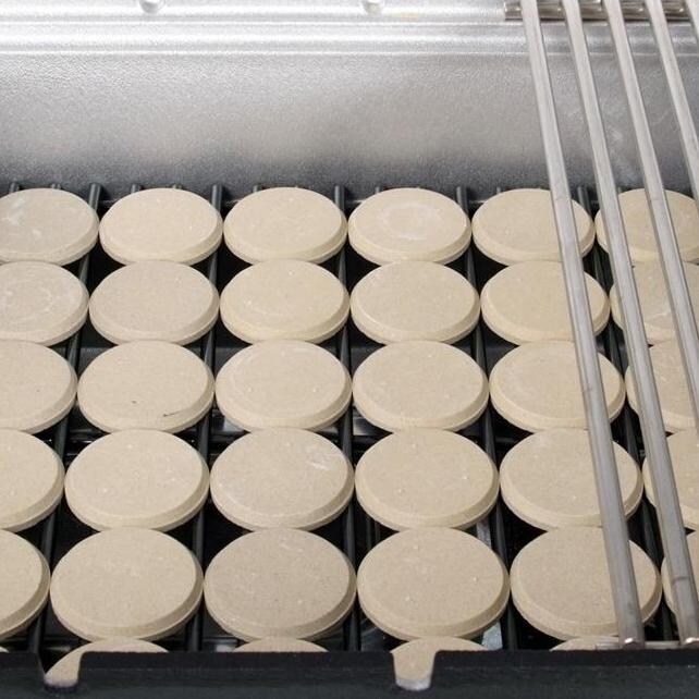 PGS T-Series T40 Commercial Cast Aluminum Freestanding Gas Grill - Moon Rok Ceramic Flame Tamers thumbnail