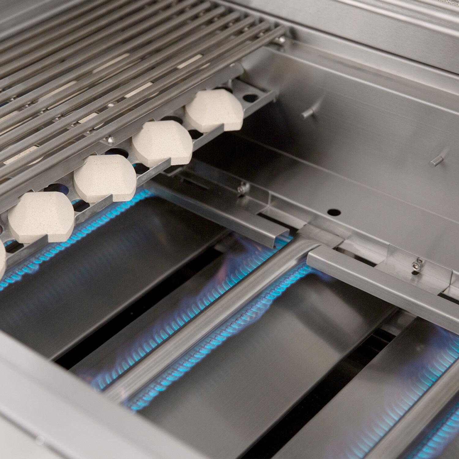Summerset SIZ26-LP Sizzler 26-in 3 Burner Built-In Propane Gas Grill - Interior - Lit - Detail thumbnail