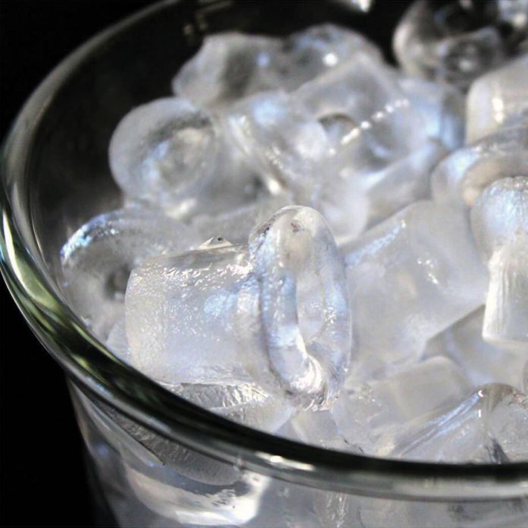 Perlick HP15CI-1R 15 Inch Undercounter Signature Series Clear Ice Maker Stainless Steel Solid Door w/ Integrated Pump - Right Hinged - Top Hat Ice - Detail thumbnail